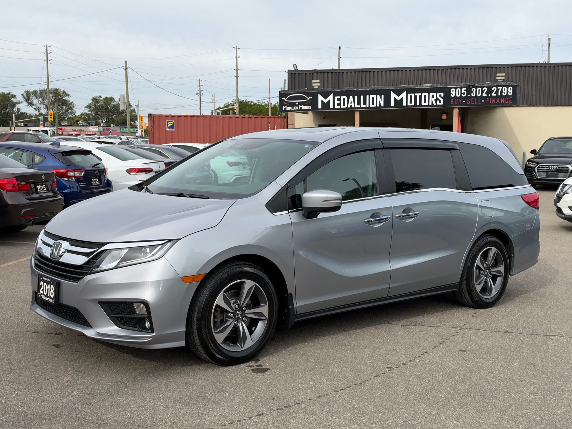 Silver 2018 Honda Odyssey Minivan Front-Wheel Drive Automatic
