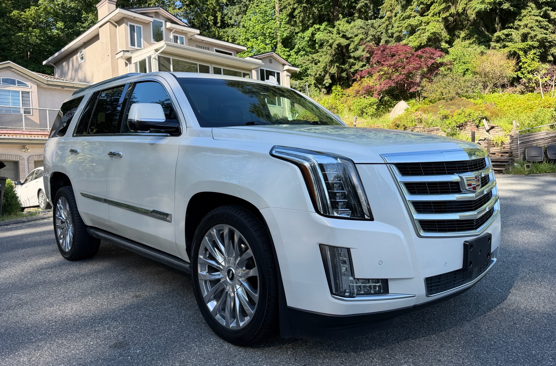 White Diamond Tricoat 2015 Cadillac Escalade Premium 4WD SUV / Crossover Four-Wheel Drive Automatic