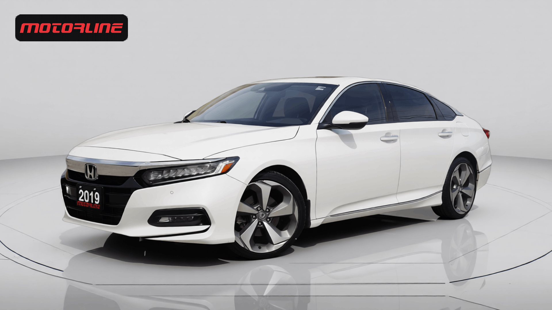 White 2019 Honda Accord Sedan Automatic