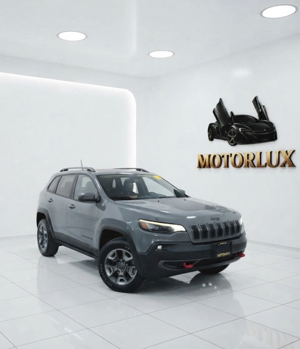 Gray 2019 Jeep Cherokee SUV / Crossover Four-Wheel Drive Automatic