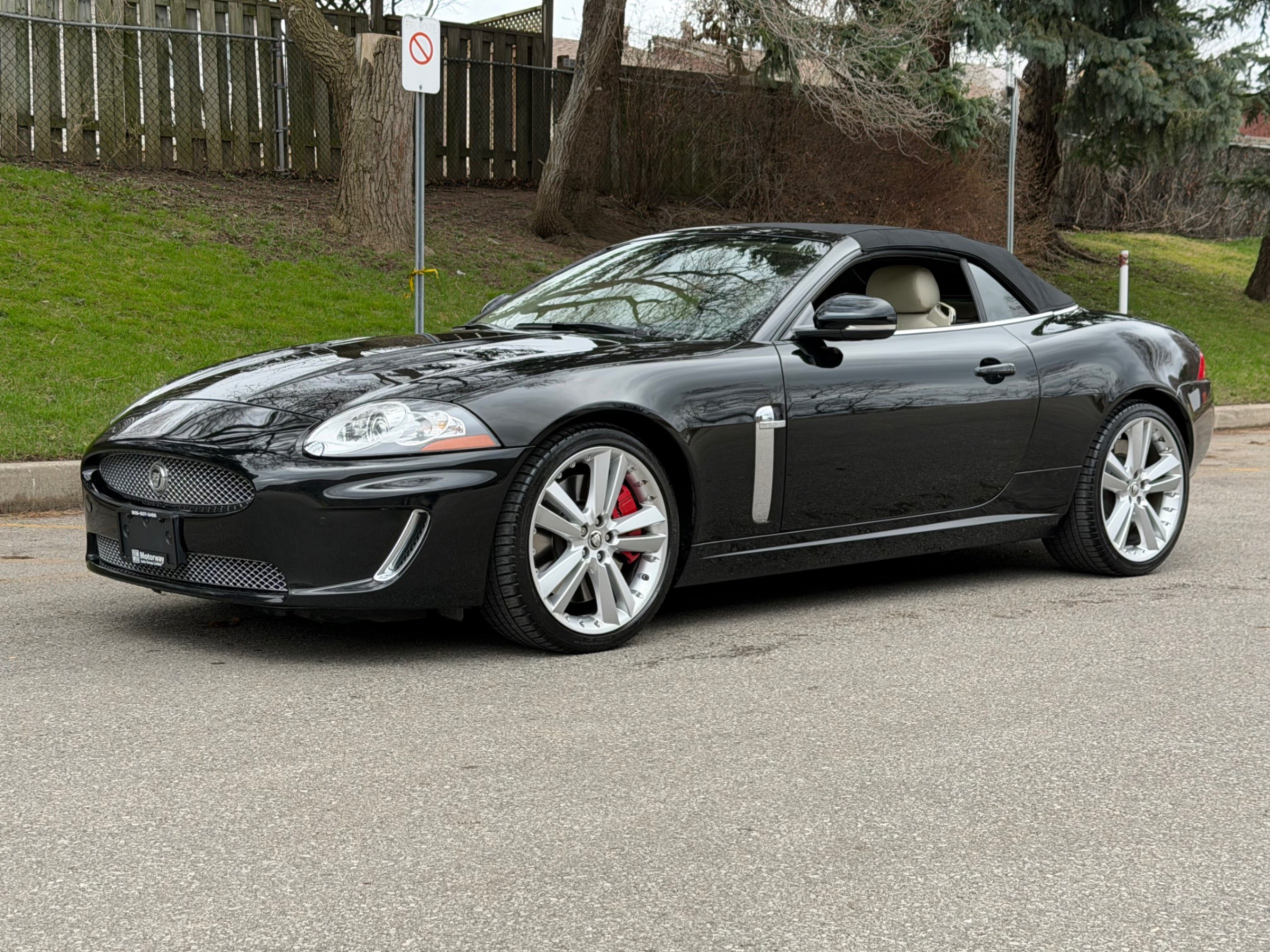 2011 Jaguar XK-Series XKR Convertible RWD