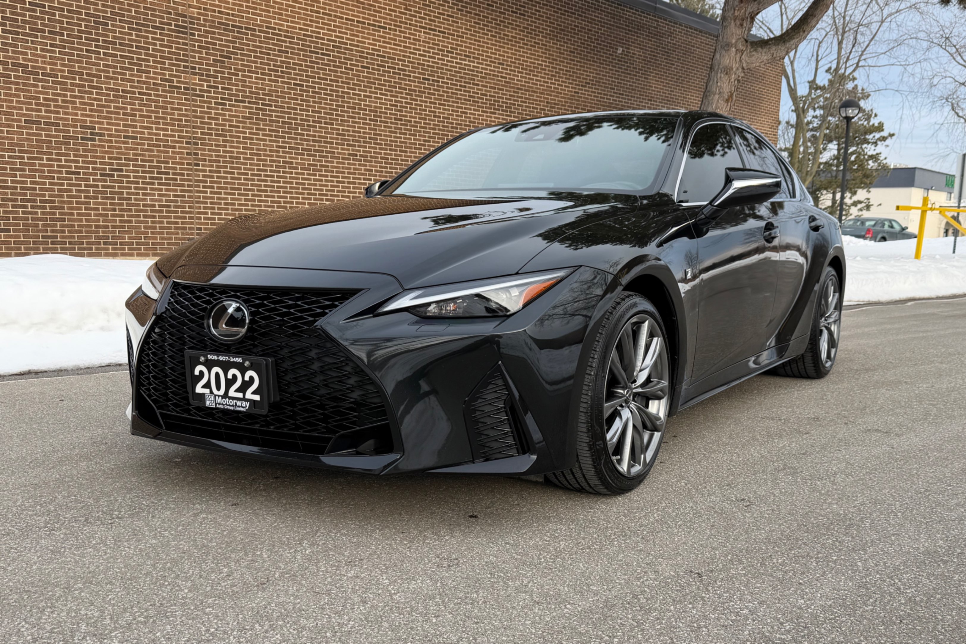 2022 Lexus IS