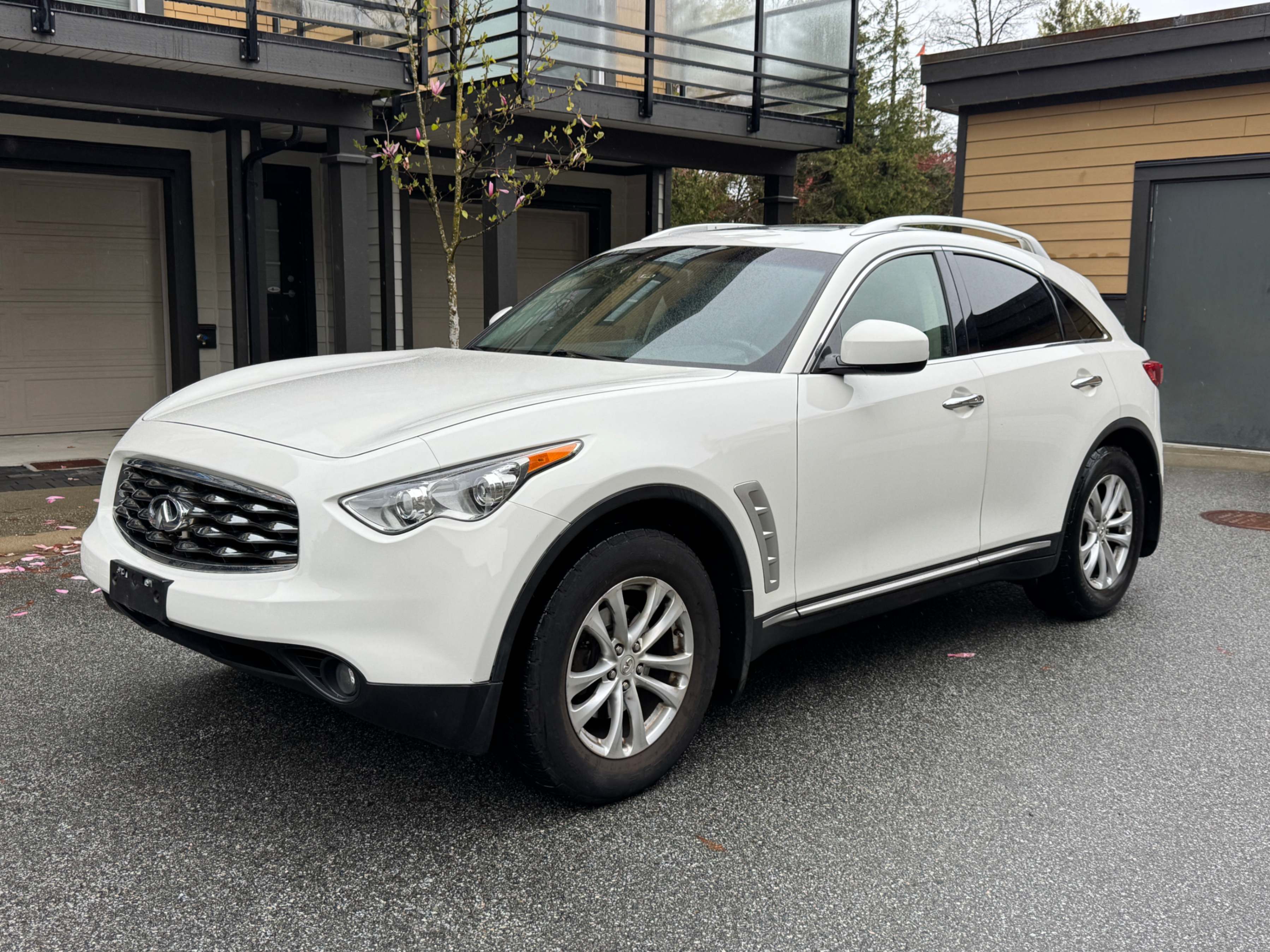 2010 INFINITI FX35 AWD