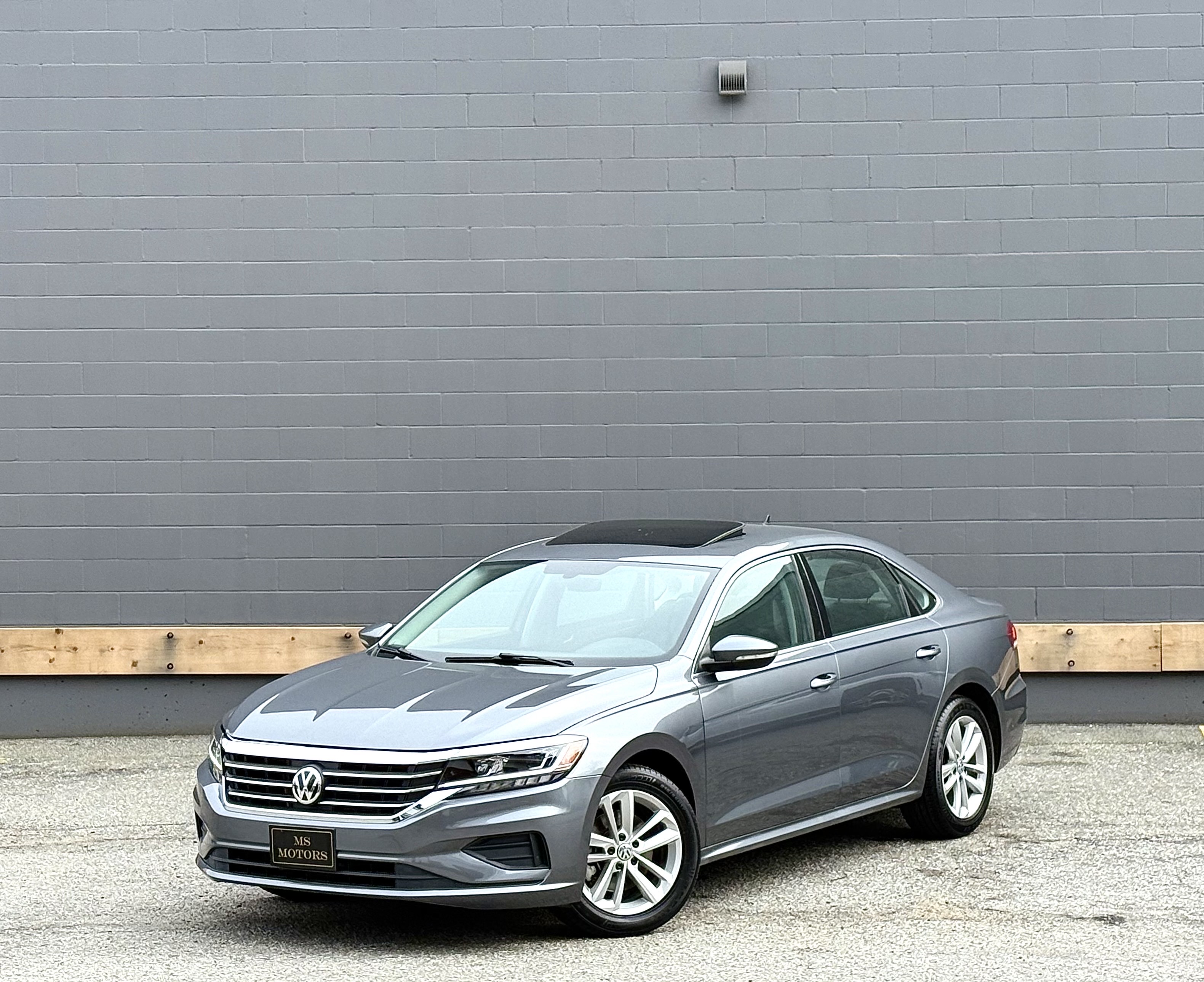 Volkswagen Passat 2.0T Highline FWD