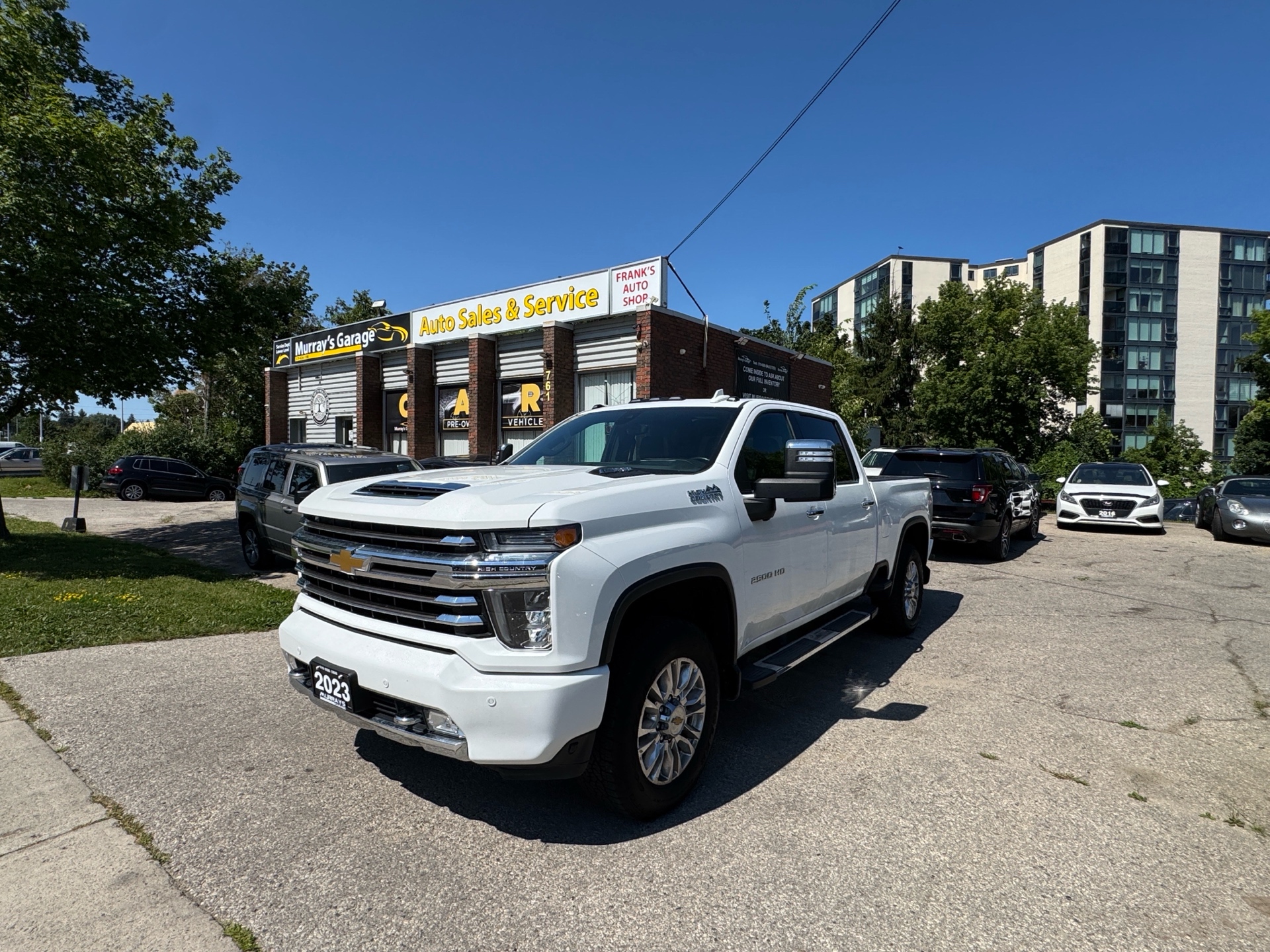 White 2023 Chevrolet Silverado 2500HD Pickup Truck Four-Wheel Drive Automatic