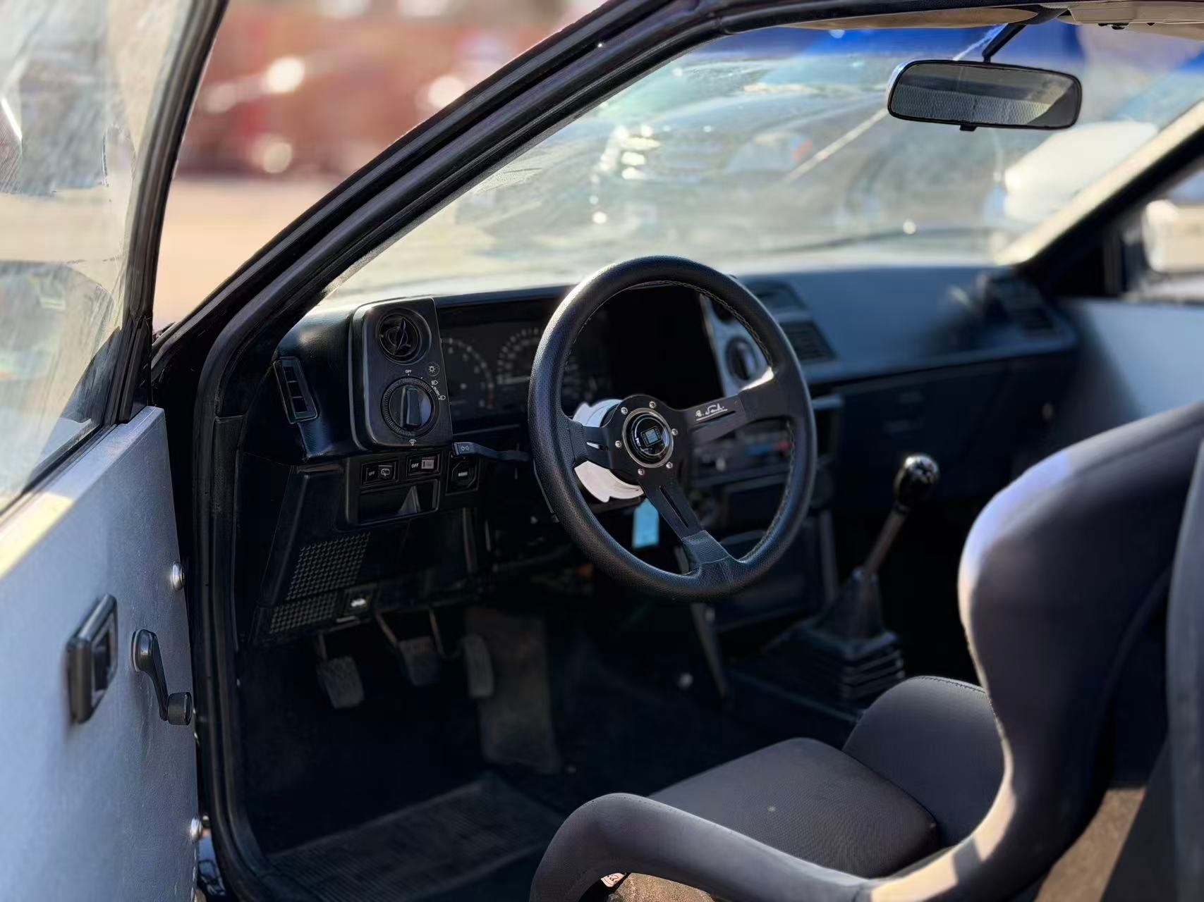 1986 Toyota Corolla AE86 5MT. SUPER RARE COLLECTION VEHICLE., 温哥华, 全款车