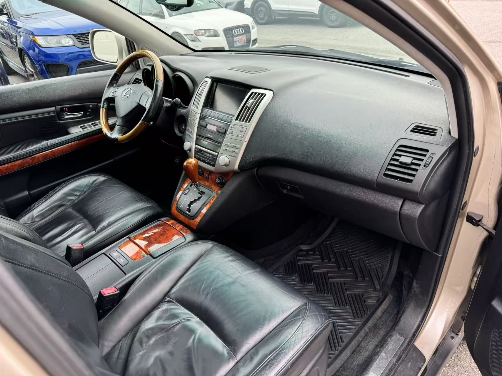 2004 Lexus RX 330 4dr SUV. BC LOCAL VEHICLE. SERVICE DONE., Vancouver, Cash