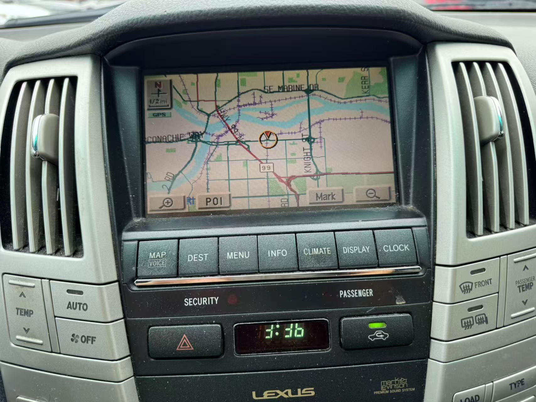 2004 Lexus RX 330 4dr SUV. BC LOCAL VEHICLE. SERVICE DONE., Vancouver, Cash