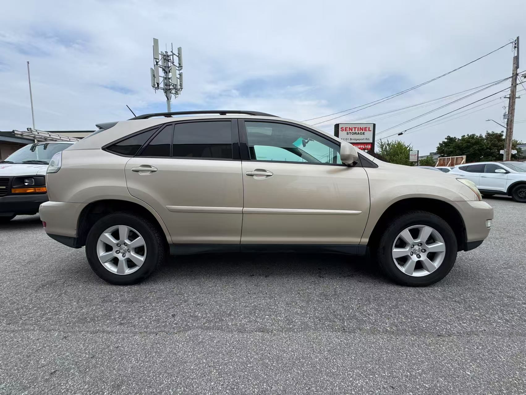 2004 Lexus RX 330 4dr SUV. BC LOCAL VEHICLE. SERVICE DONE., Vancouver, Cash