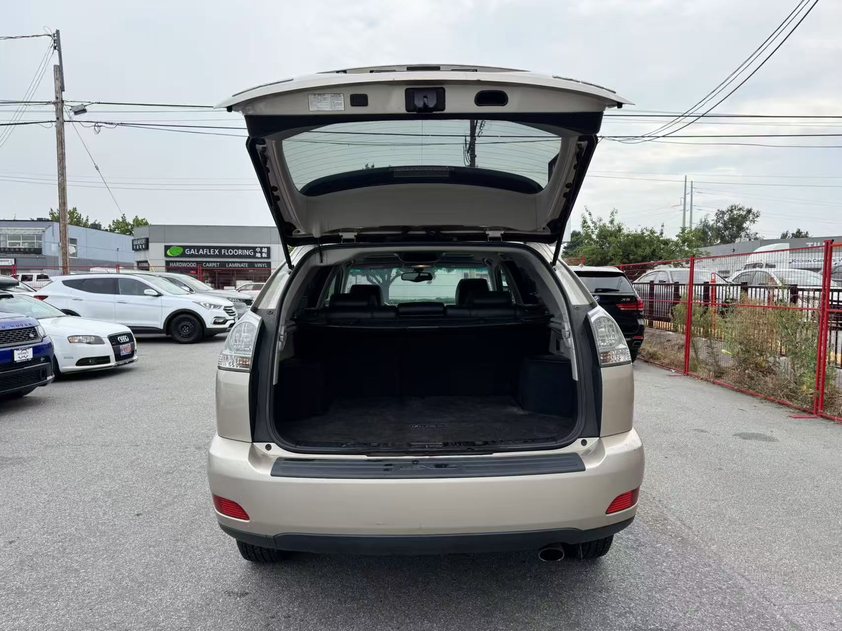 2004 Lexus RX 330 4dr SUV. BC LOCAL VEHICLE. SERVICE DONE., Vancouver, Cash