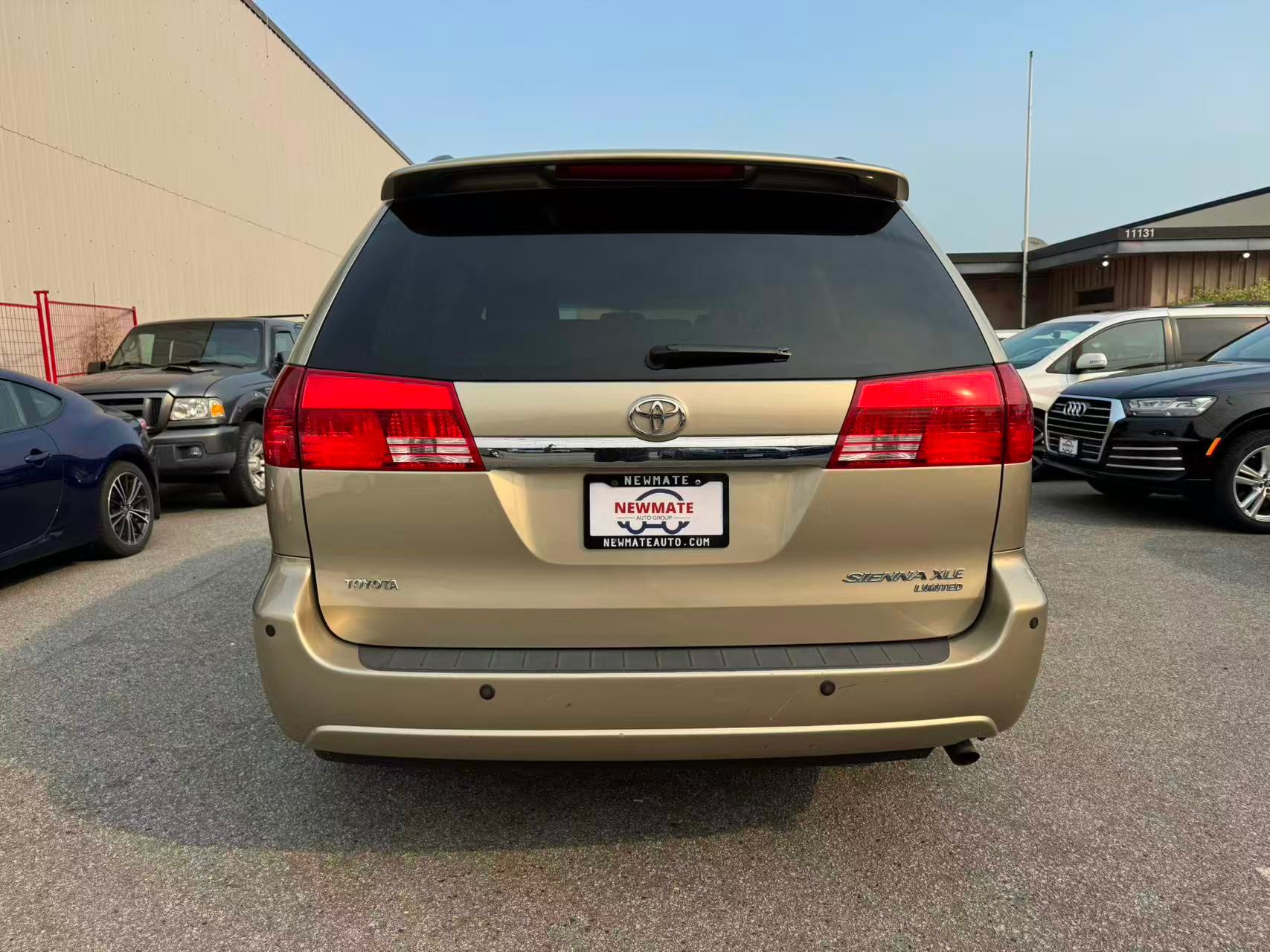 2004 Toyota Sienna 4dr XLE 7-Passenger., Vancouver, Cash