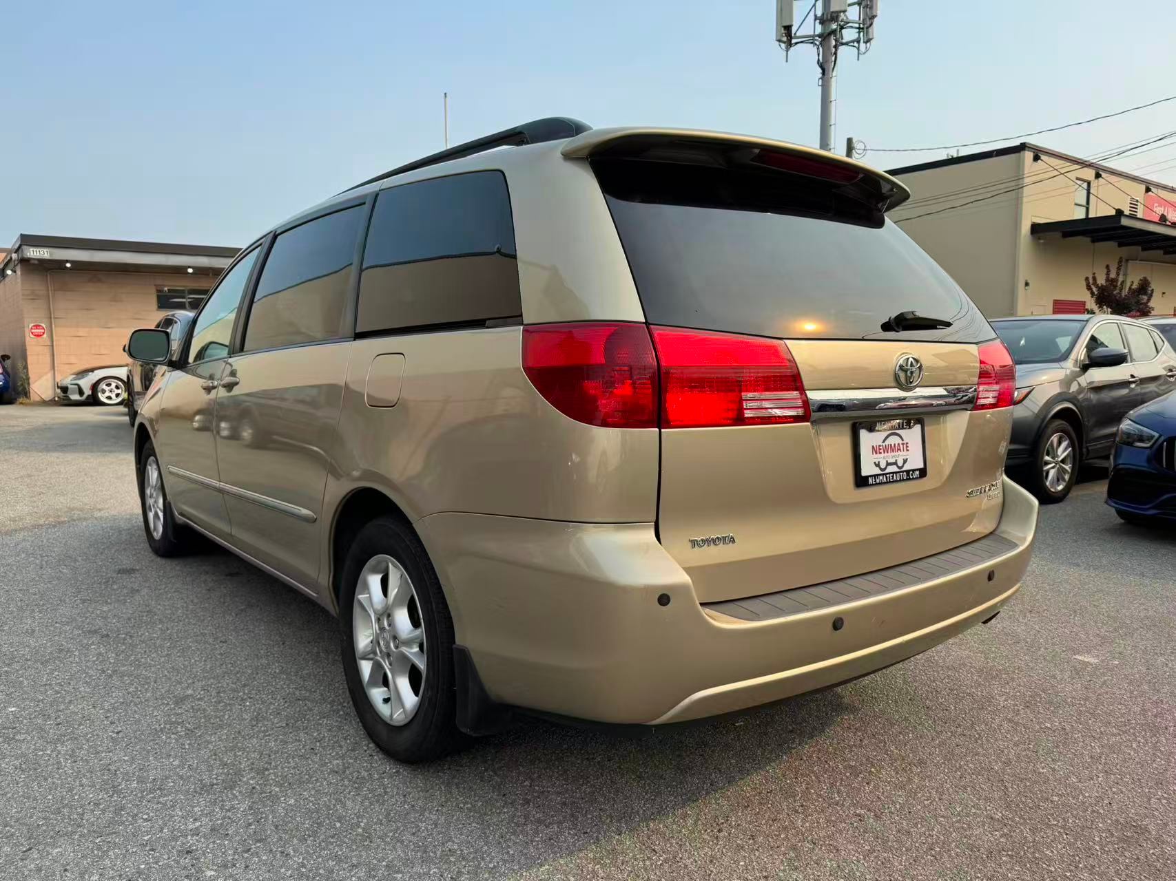 2004 Toyota Sienna 4dr XLE 7-Passenger., Vancouver, Cash
