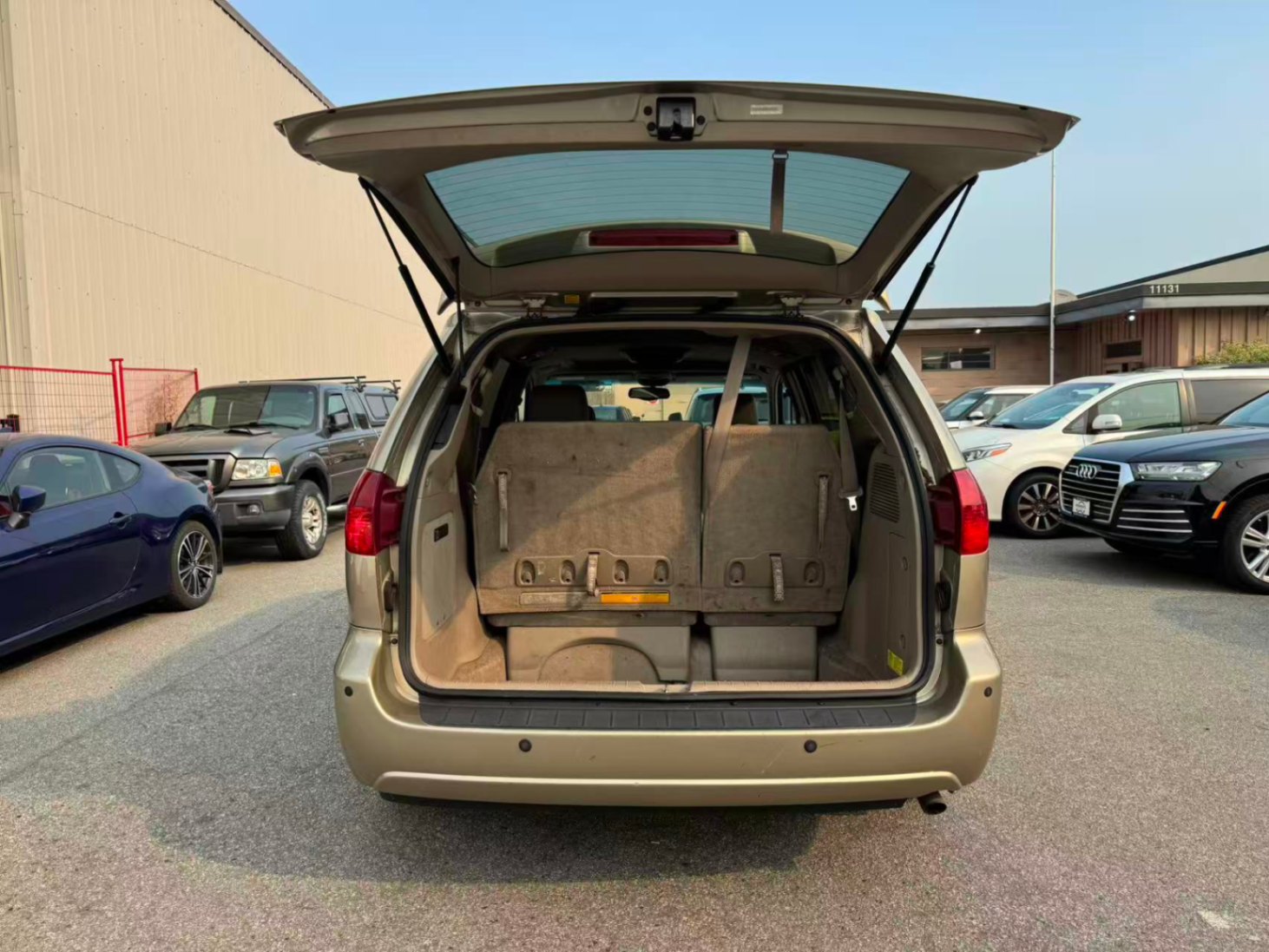 2004 Toyota Sienna 4dr XLE 7-Passenger., Vancouver, Cash