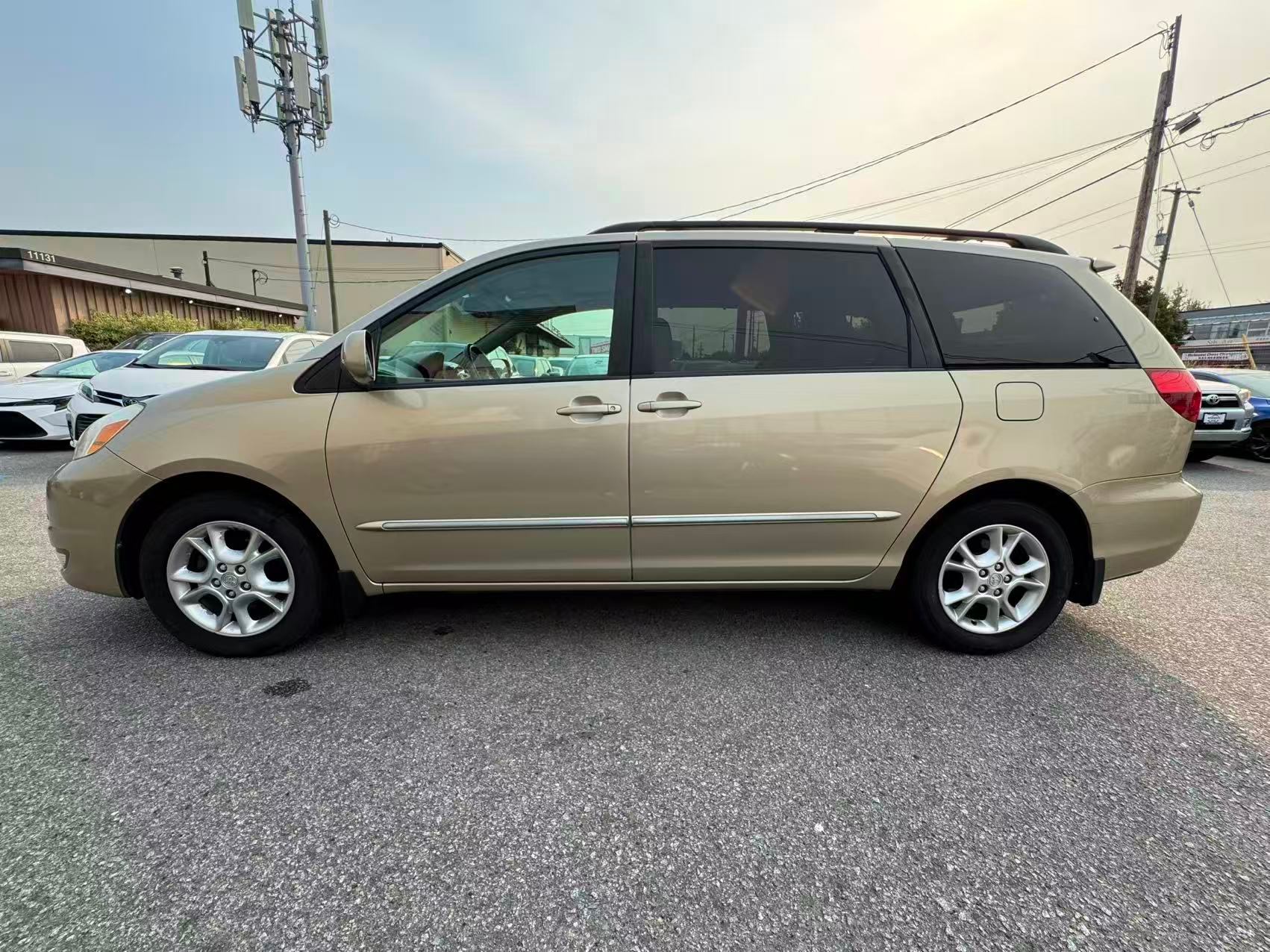 2004 Toyota Sienna 4dr XLE 7-Passenger., Vancouver, Cash