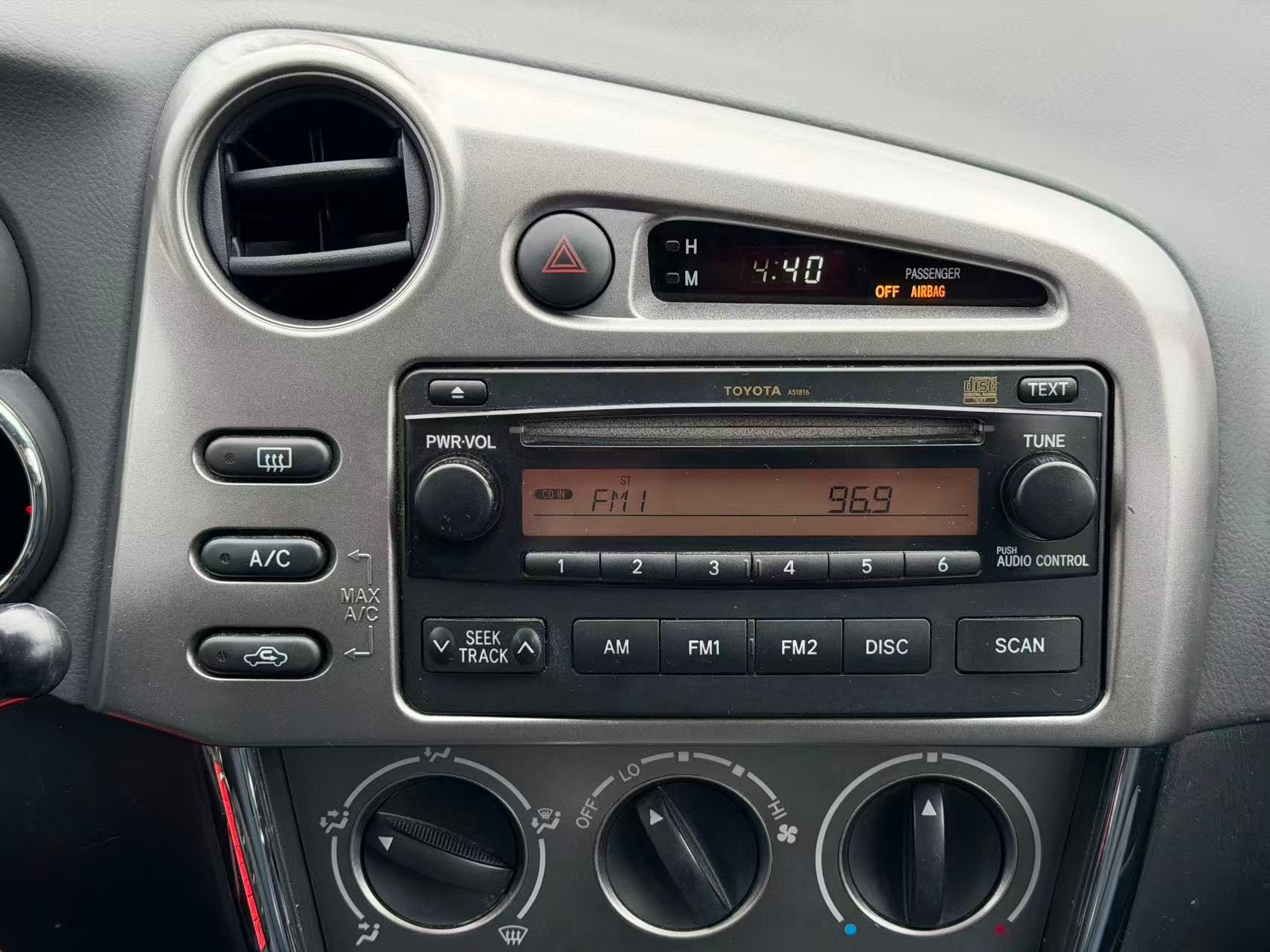 2005 Toyota Matrix XR. LOCAL BC VEHICLE. SERVICE DONE., 温哥华, 全款车