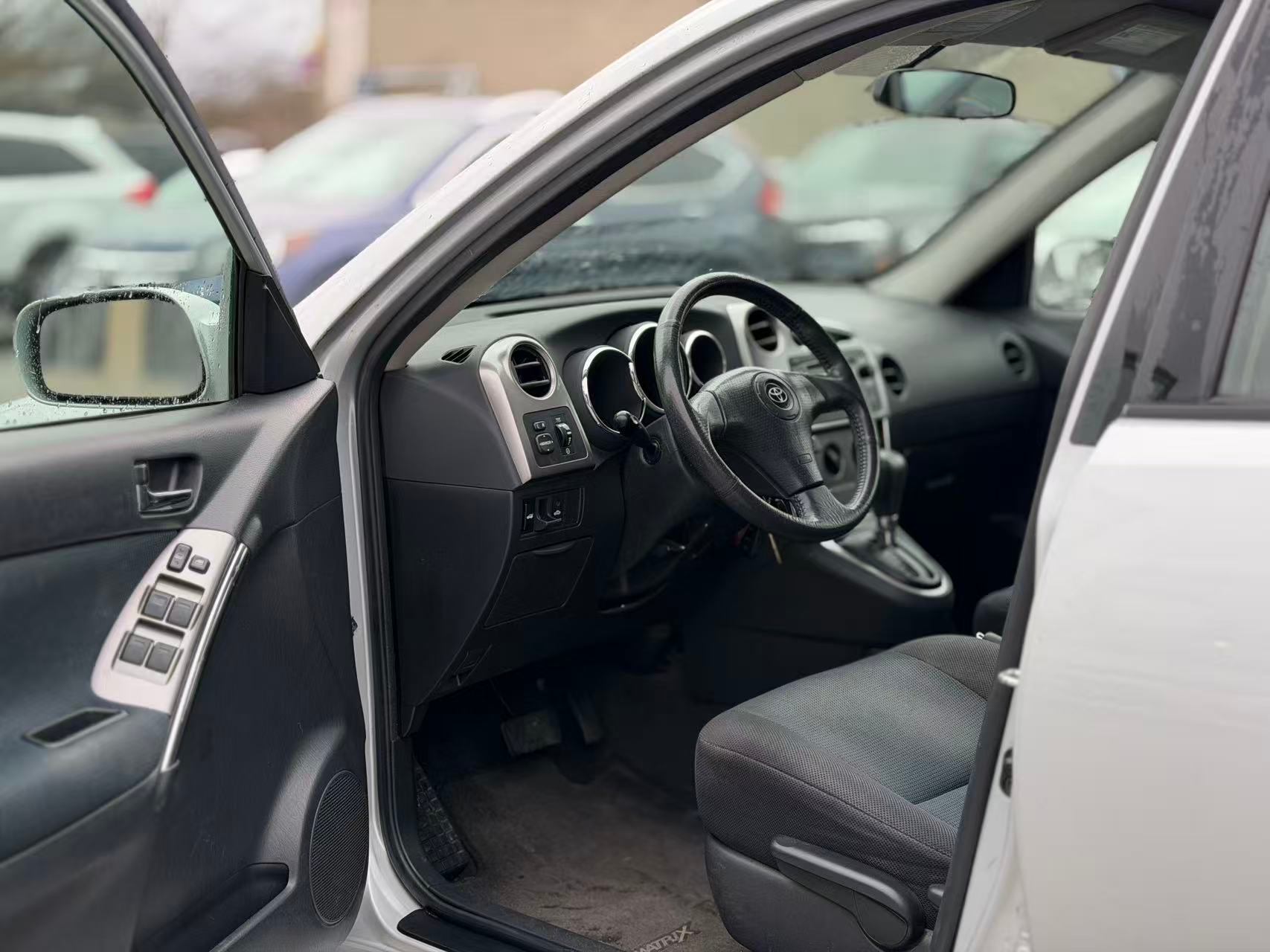2005 Toyota Matrix XR. LOCAL BC VEHICLE. SERVICE DONE., 温哥华, 全款车