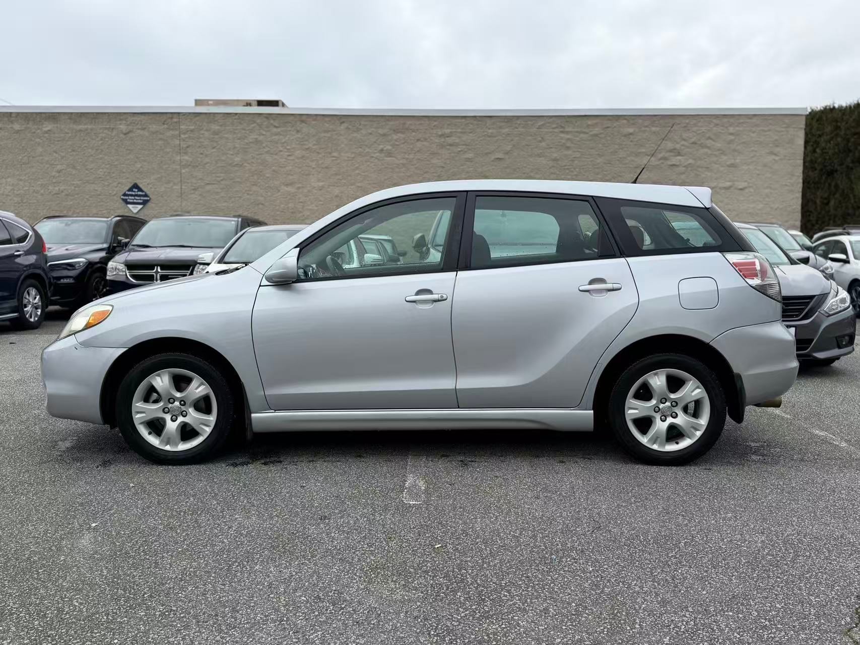 2005 Toyota Matrix XR. LOCAL BC VEHICLE. SERVICE DONE., 温哥华, 全款车