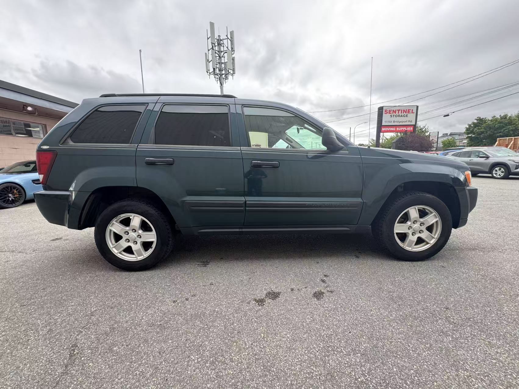 2006 Jeep Grand Cherokee 4dr Laredo. NO ACCIDENTS. BC LOCAL VEHICLE., Vancouver, Cash