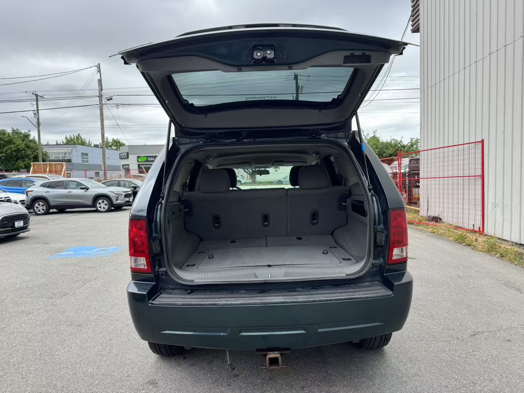 2006 Jeep Grand Cherokee 4dr Laredo. NO ACCIDENTS. BC LOCAL VEHICLE., Vancouver, Cash