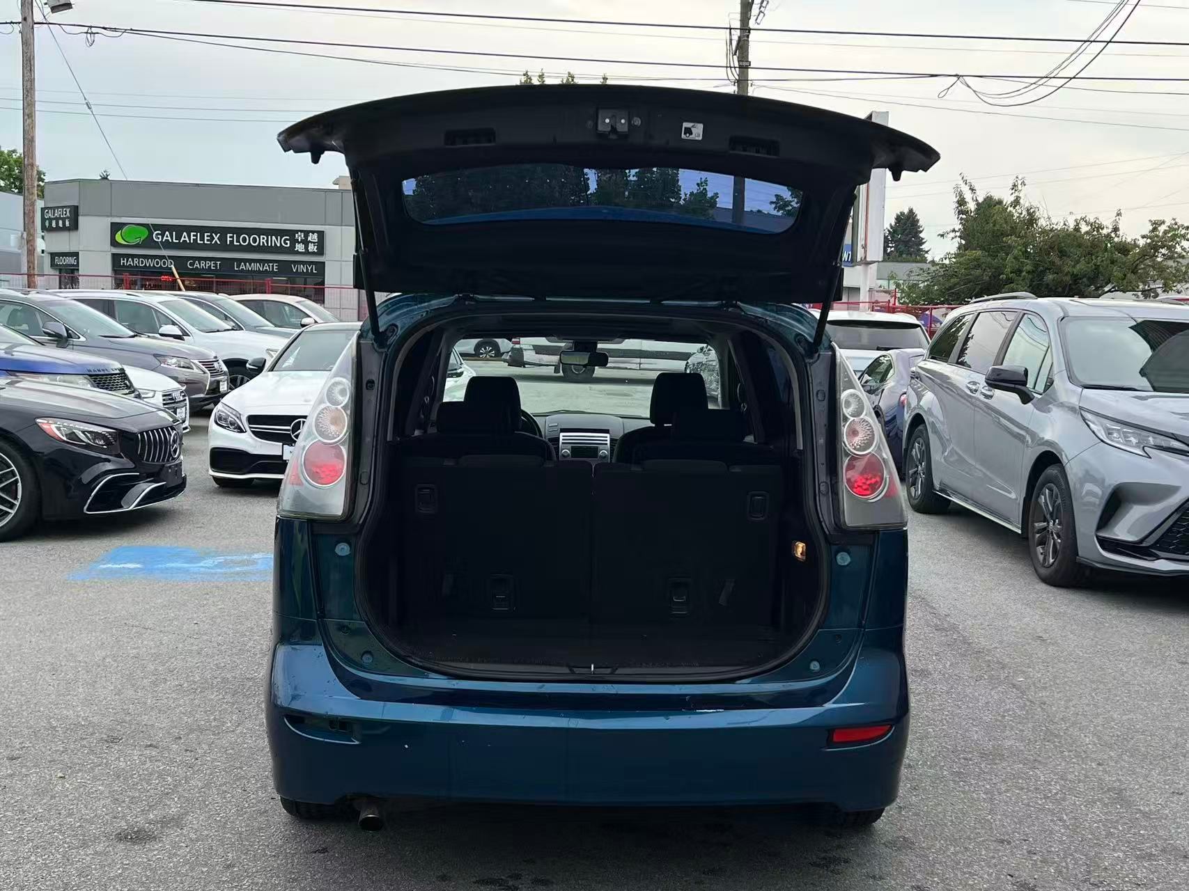 2006 Mazda Mazda5 5dr GS., Vancouver, Cash
