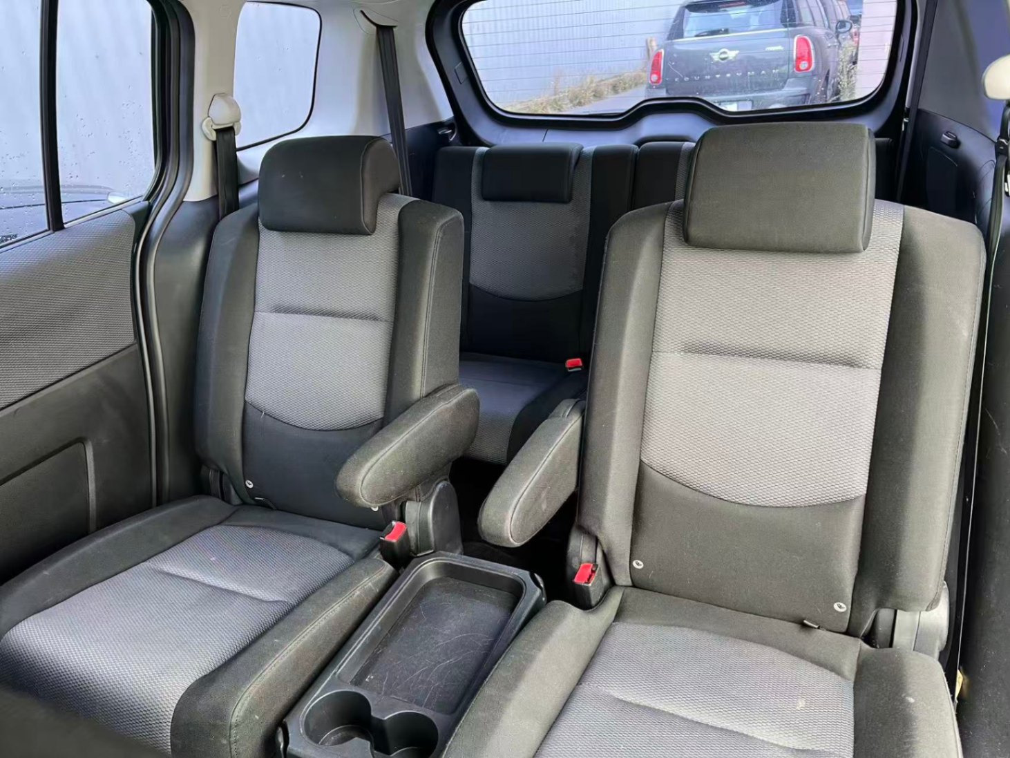 2006 Mazda Mazda5 5dr GS., Vancouver, Cash