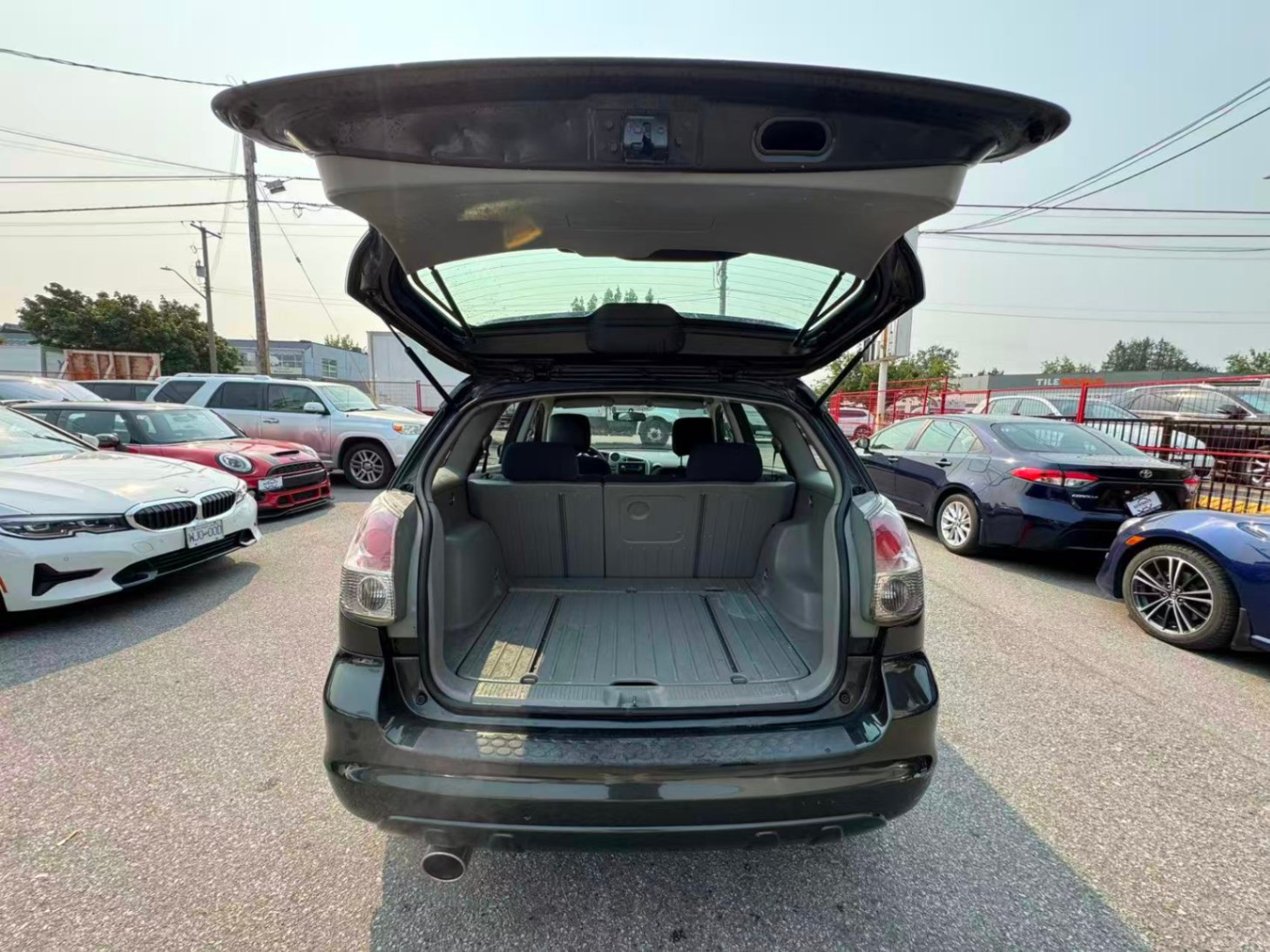 2006 Toyota Matrix 5dr Wgn. BC LOCAL VEHICLE., Vancouver, Cash