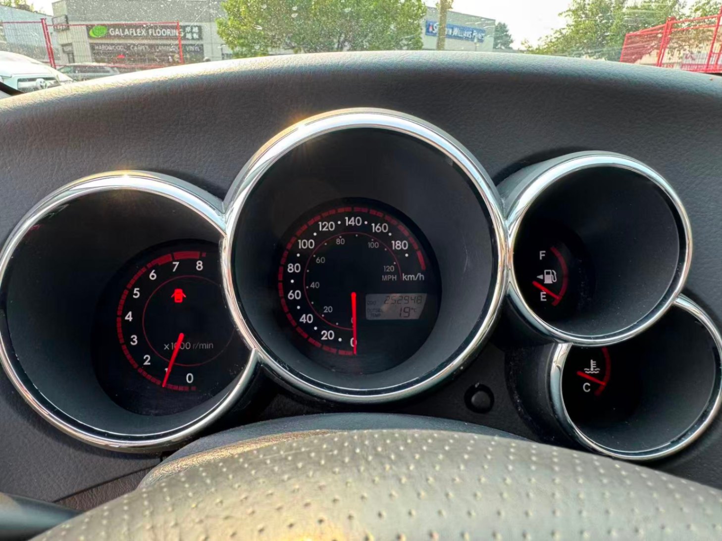 2006 Toyota Matrix 5dr Wgn. BC LOCAL VEHICLE., Vancouver, Cash