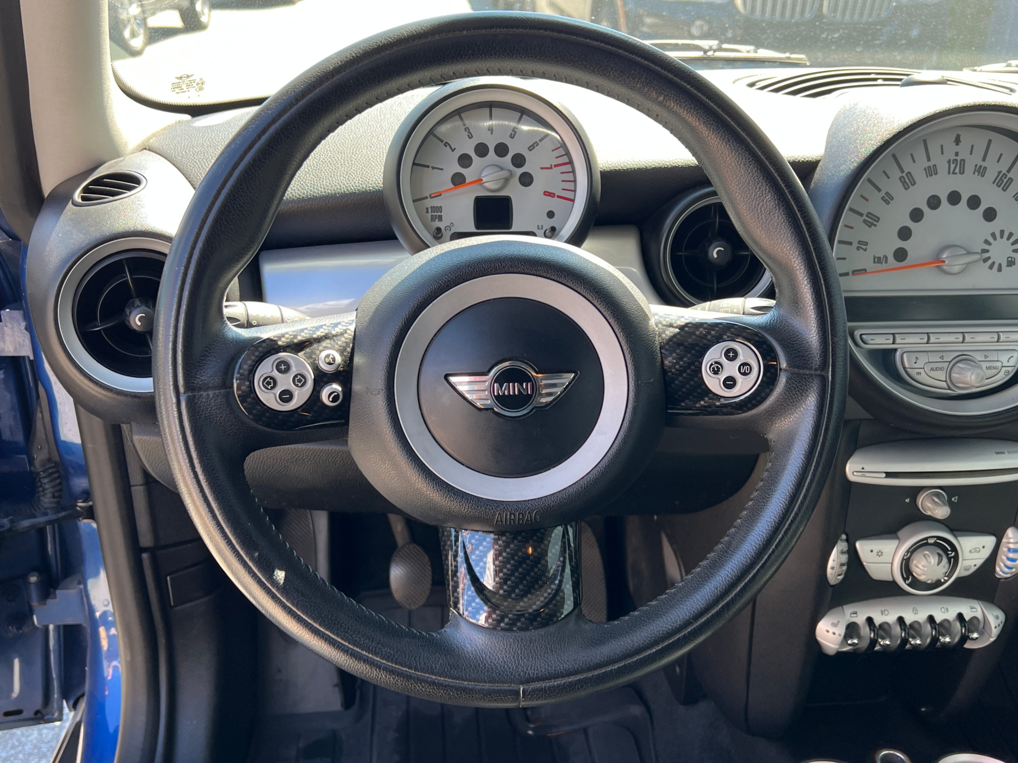 2007 MINI Cooper 2dr Cpe, Vancouver, Cash