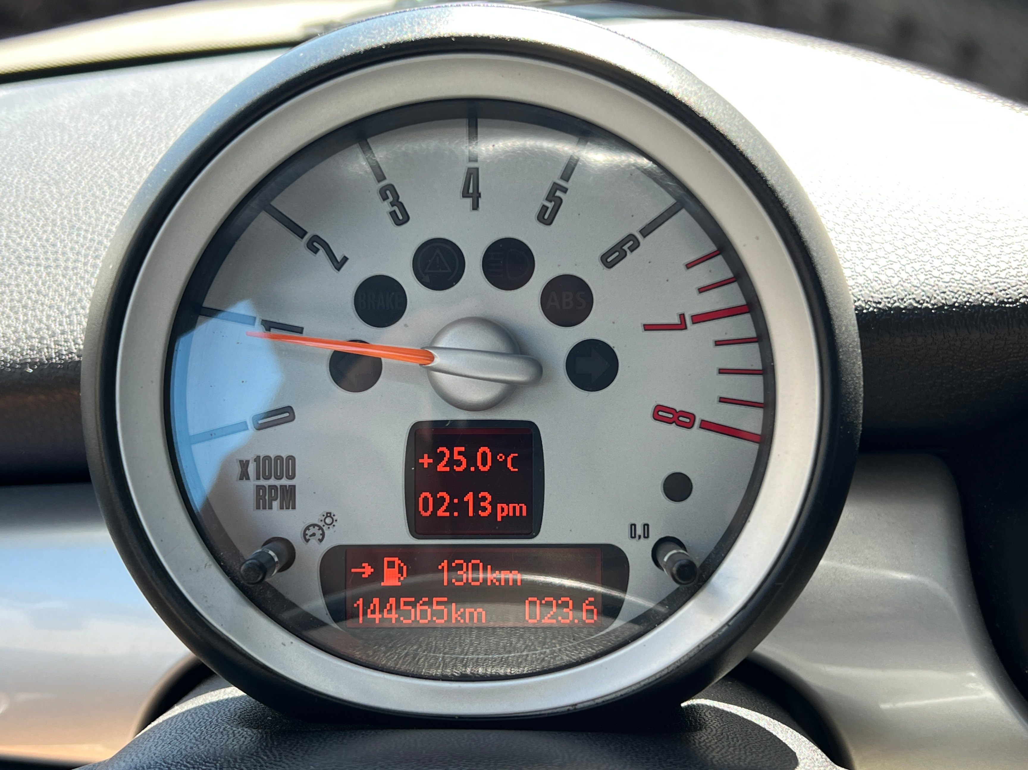 2007 MINI Cooper 2dr Cpe, Vancouver, Cash