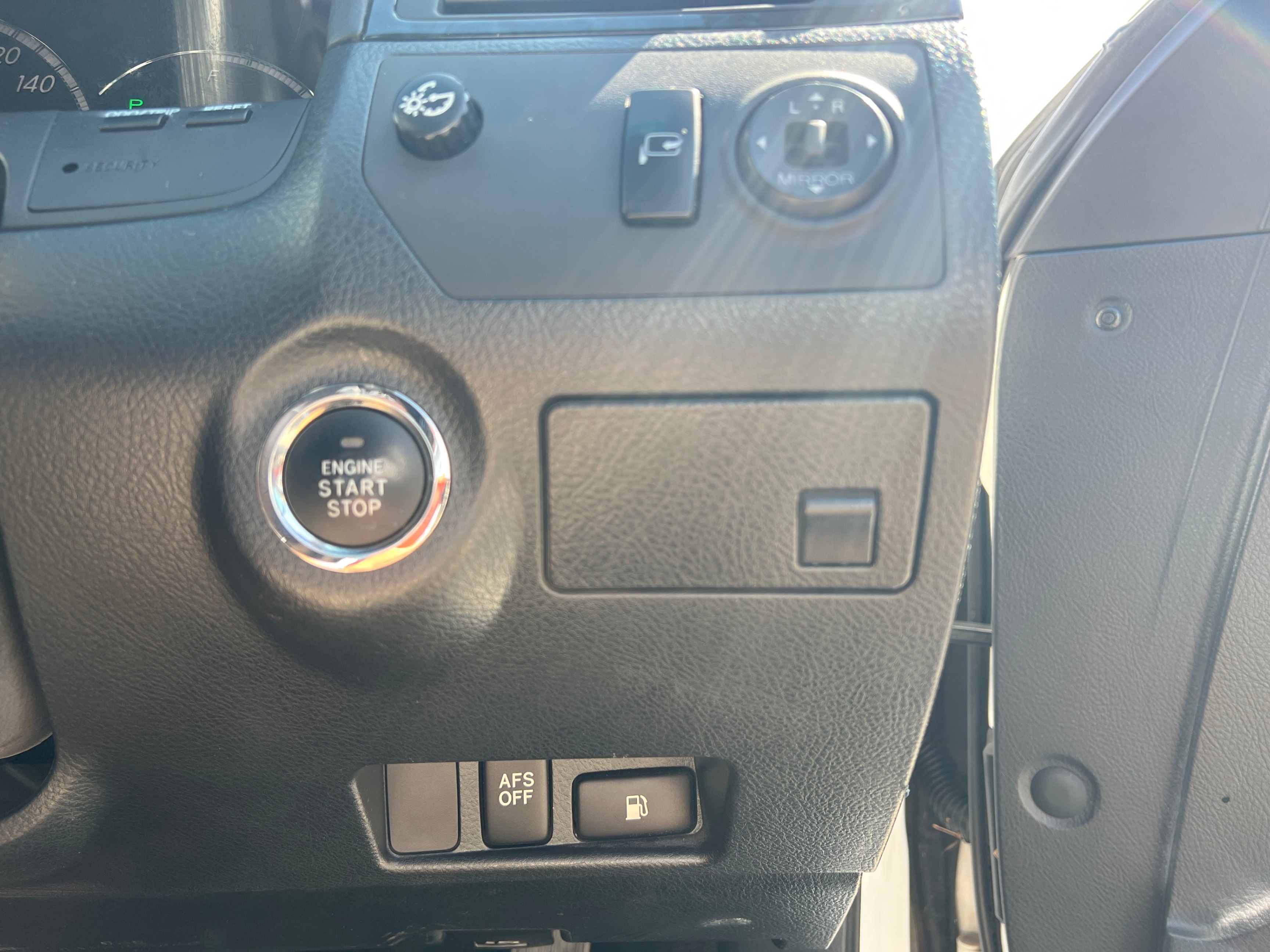2007 Toyota Crown 4 Door Sedan. Right-Hand Drive., Vancouver, Cash