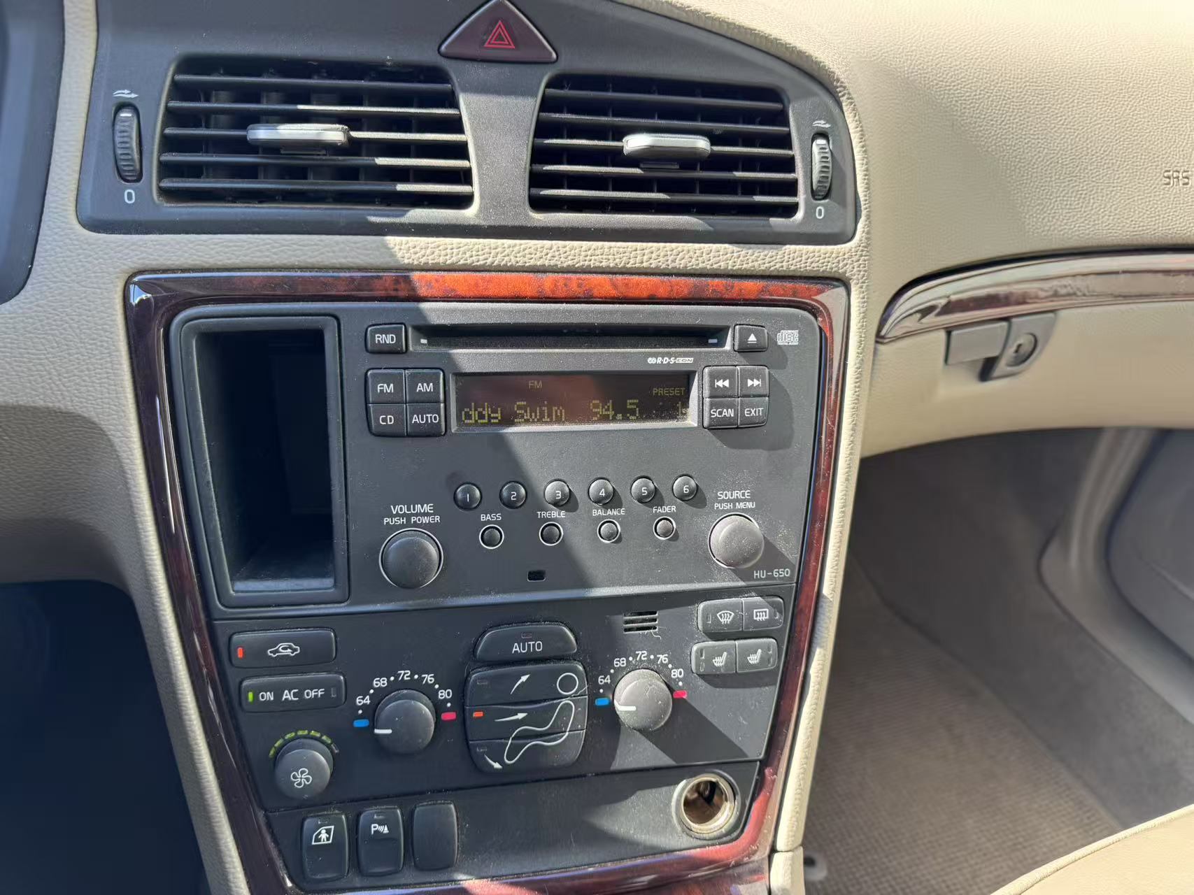 2007 Volvo XC70 5dr Wgn., Vancouver, Cash