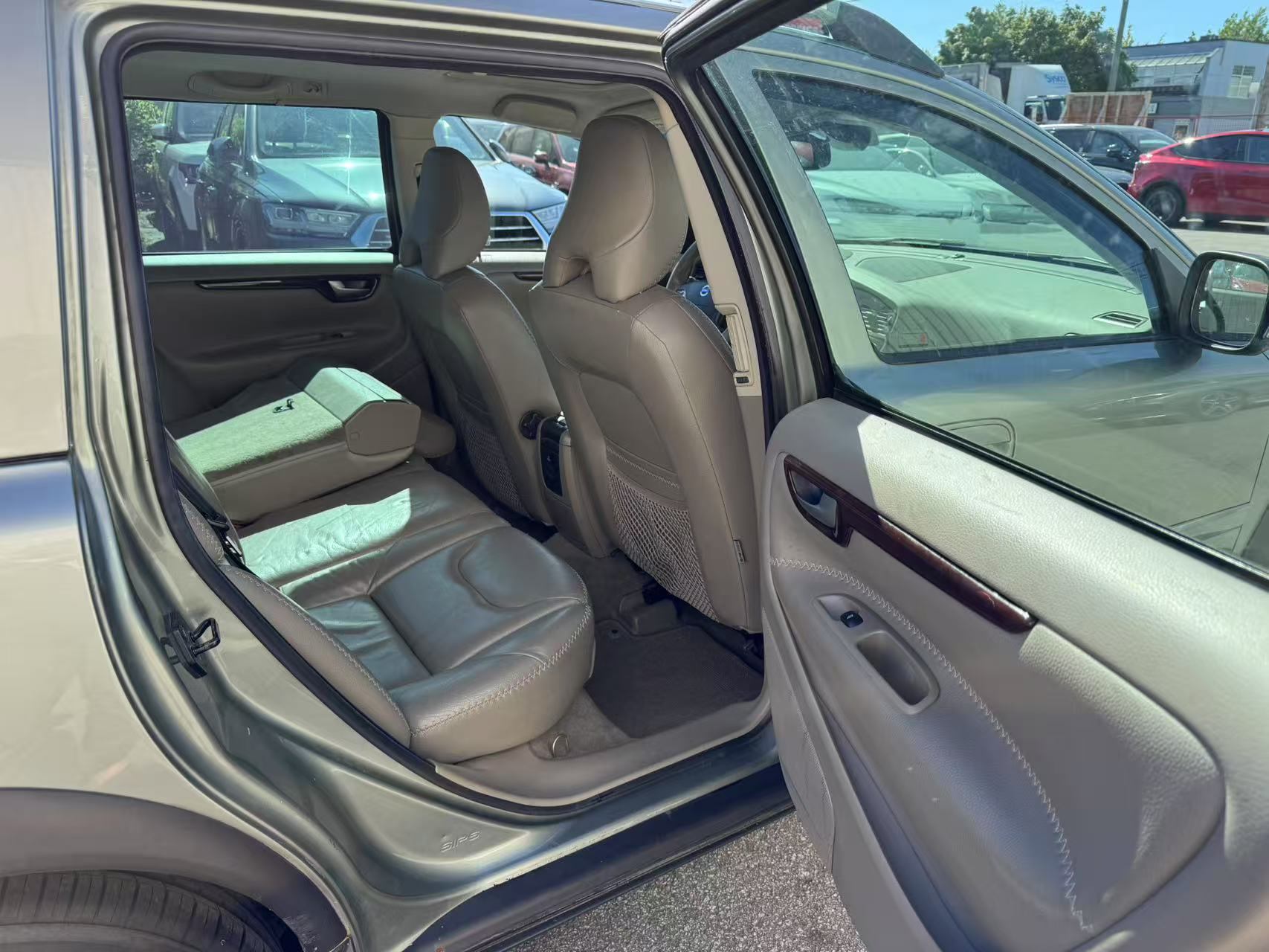 2007 Volvo XC70 5dr Wgn., Vancouver, Cash