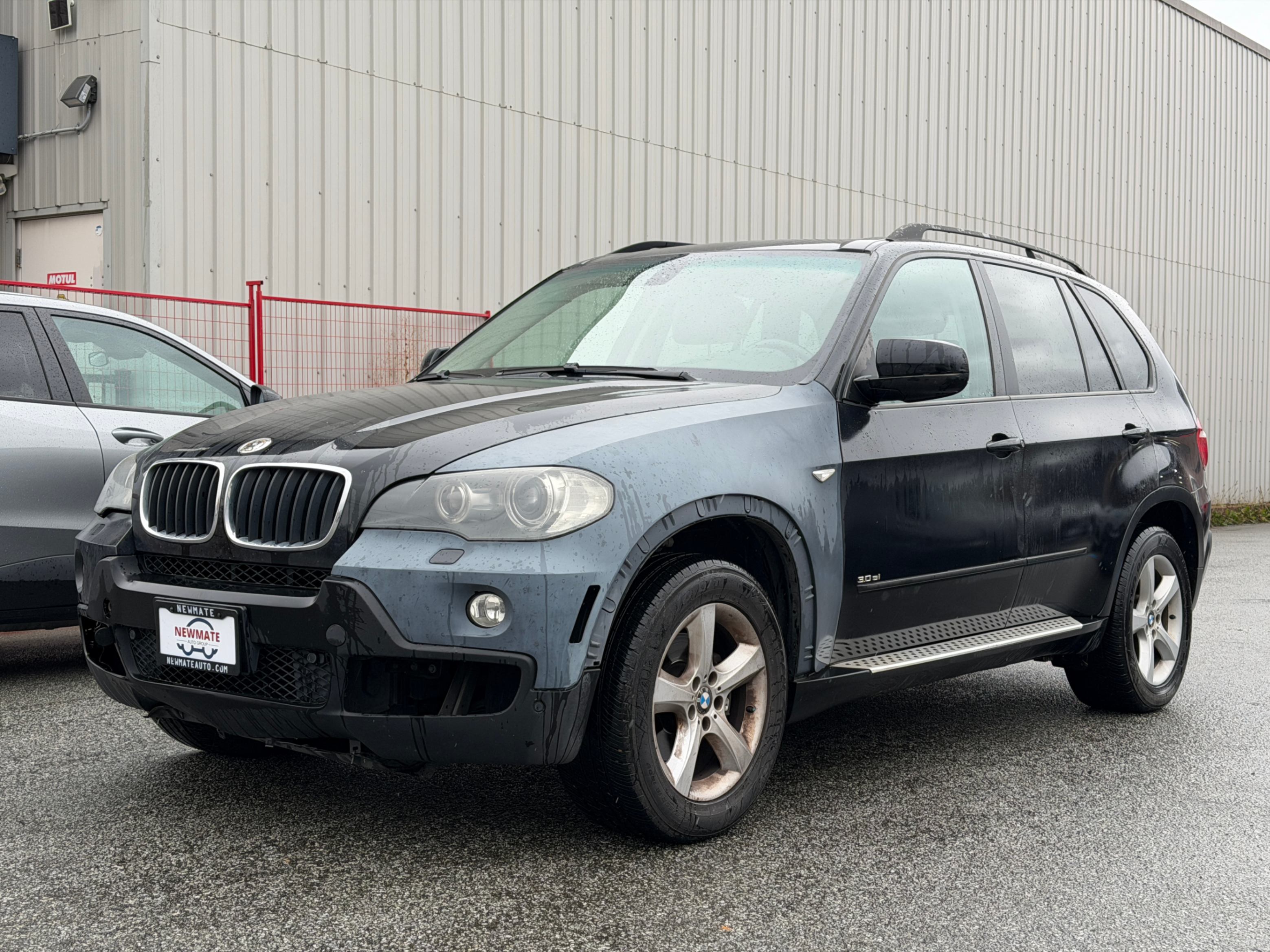 2008 BMW X5 3.0si. LOCAL BC VEHICLE. DRIVABLE. REBUILT TITLE. MECHANIC SPECIAL. SELL AS IS., 温哥华, 全款车