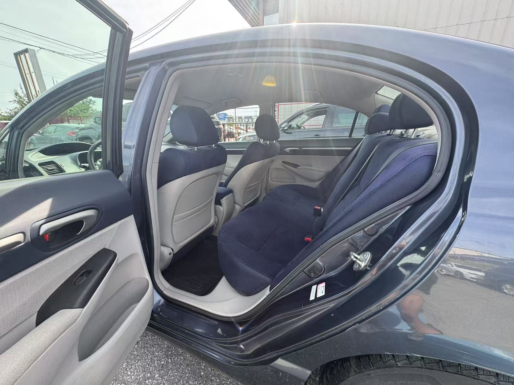 2008 Honda Civic Hybrid 4dr Hybrid Sdn. BC LOCAL VEHICLE., Vancouver, Cash