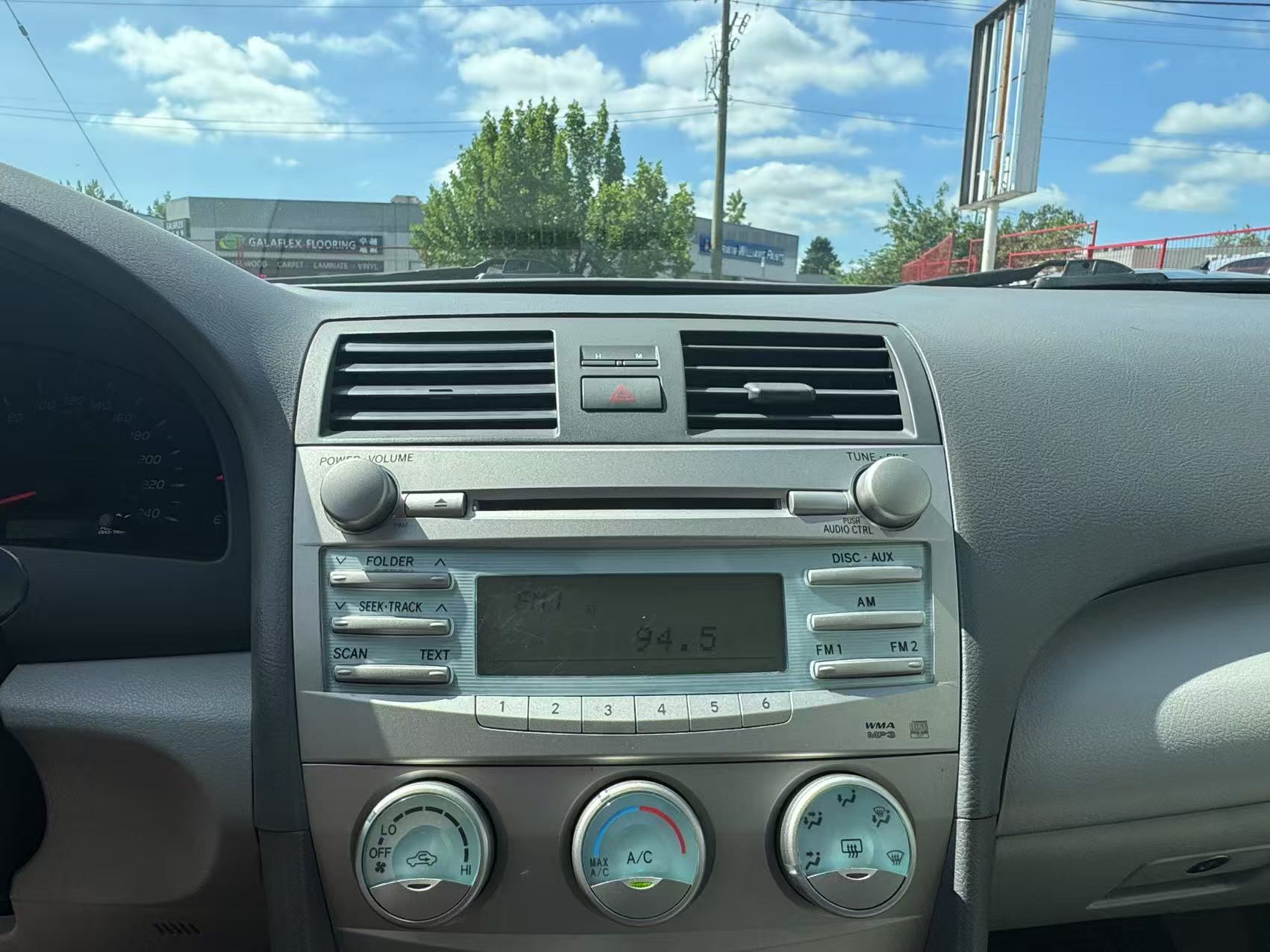 2008 Toyota Camry 4dr Sdn I4 Auto LE. BC LOCAL VEHICLE., Vancouver, Cash