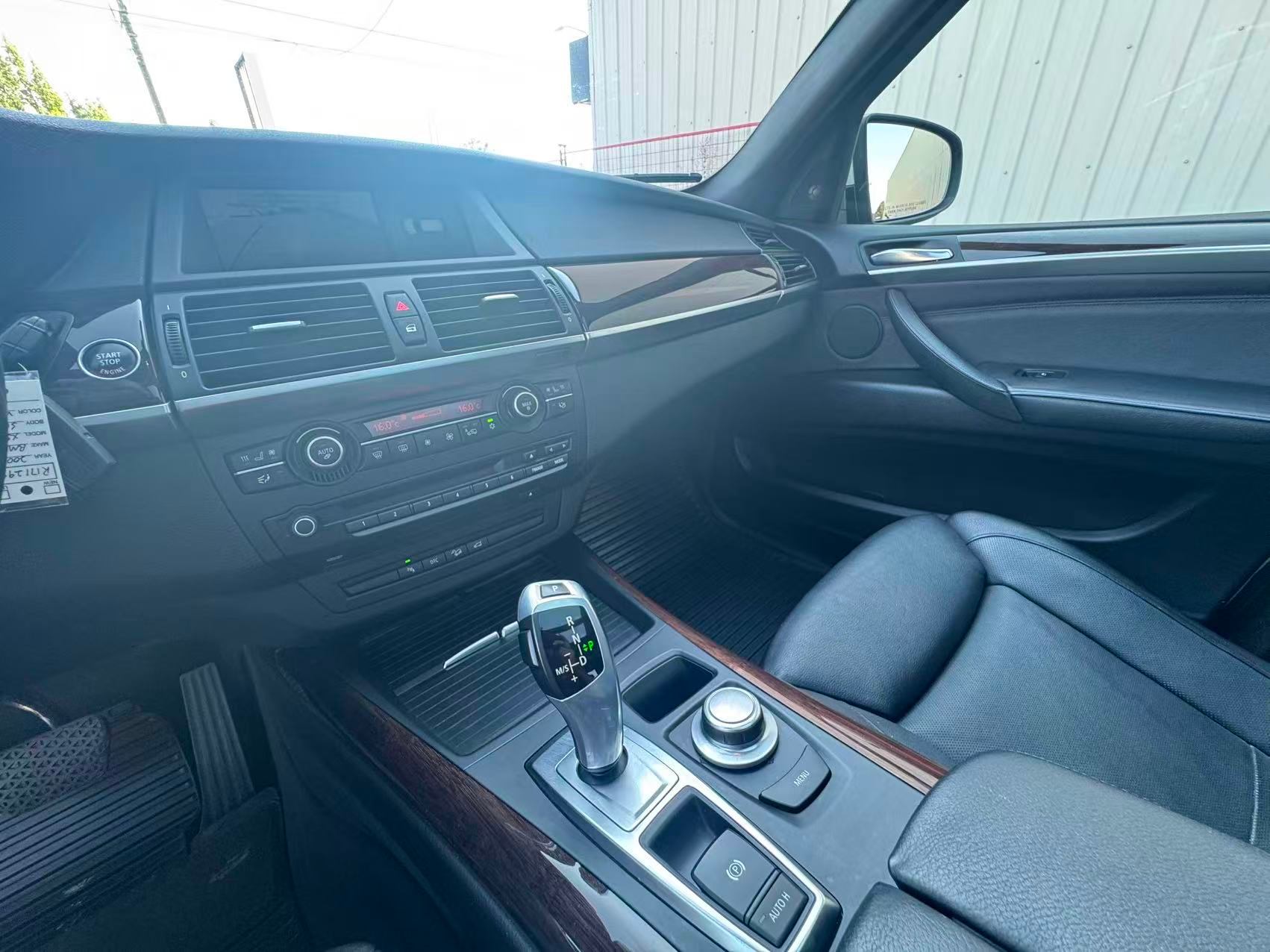 2009 BMW X5 AWD 4dr 48i. BC LOCAL VEHICLE. LOW MILEAGE., 温哥华, 全款车