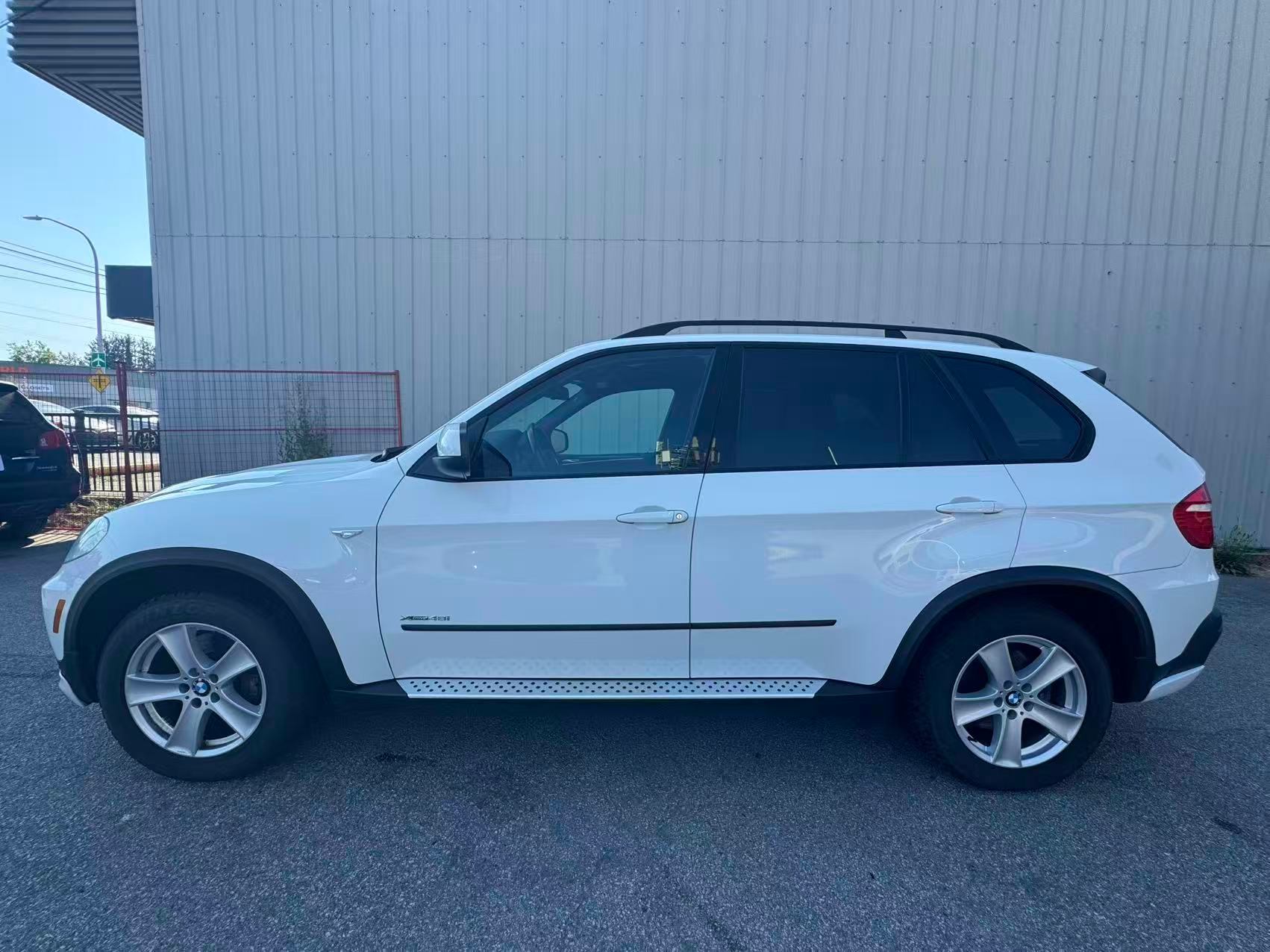 2009 BMW X5 AWD 4dr 48i. BC LOCAL VEHICLE. LOW MILEAGE., 温哥华, 全款车
