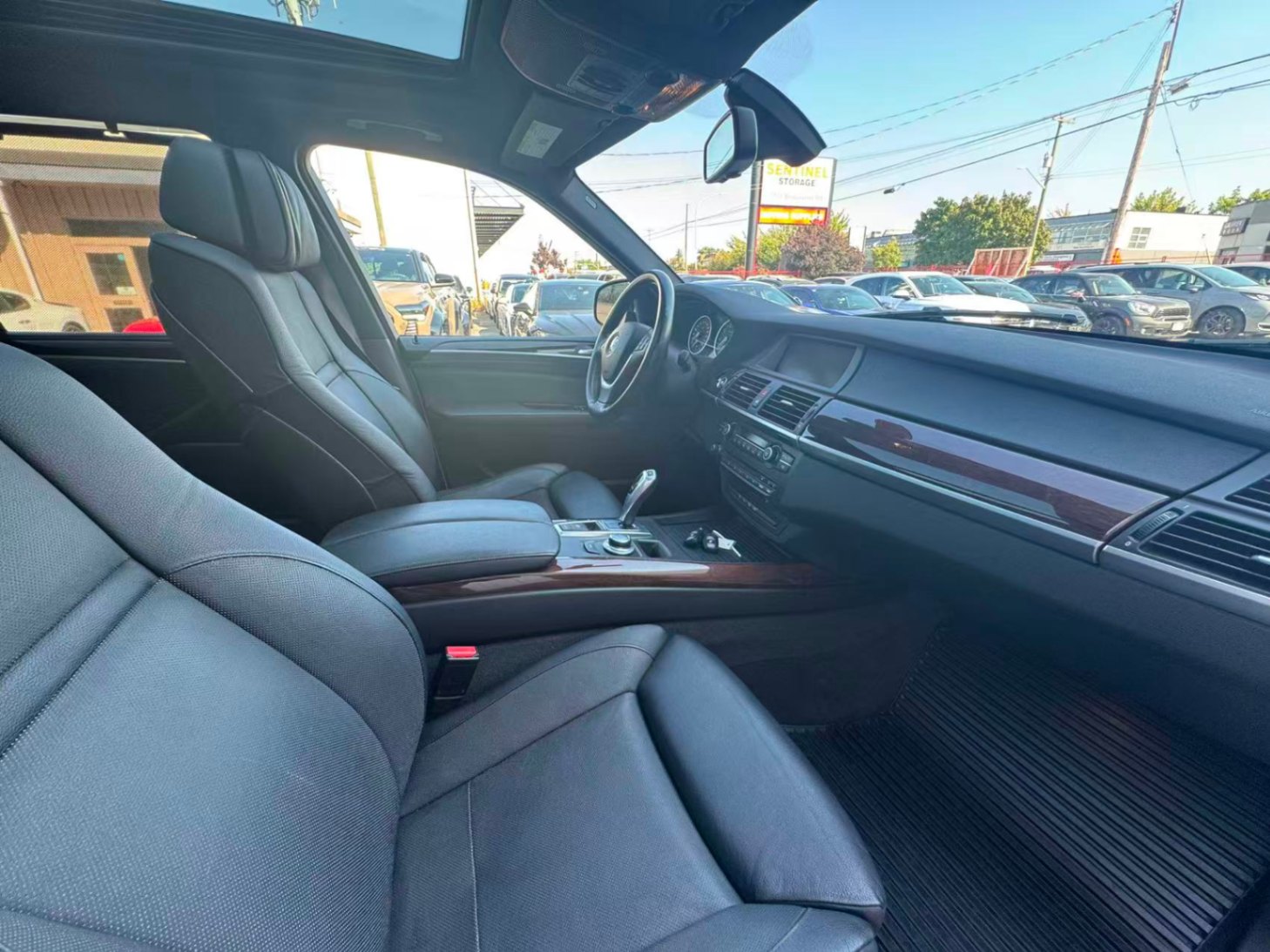 2009 BMW X5 AWD 4dr 48i. BC LOCAL VEHICLE. LOW MILEAGE., 温哥华, 全款车