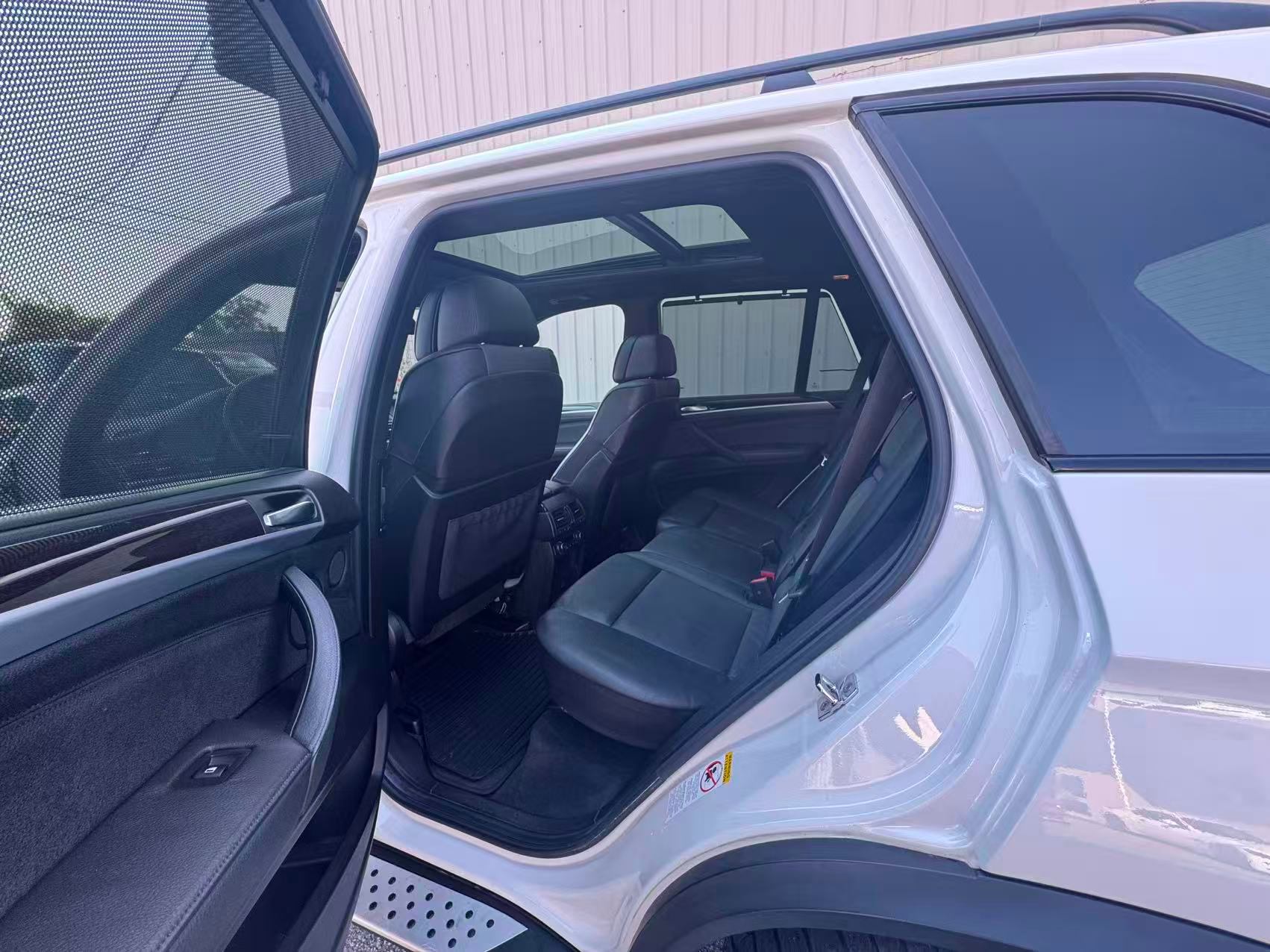 2009 BMW X5 AWD 4dr 48i. BC LOCAL VEHICLE. LOW MILEAGE., 温哥华, 全款车