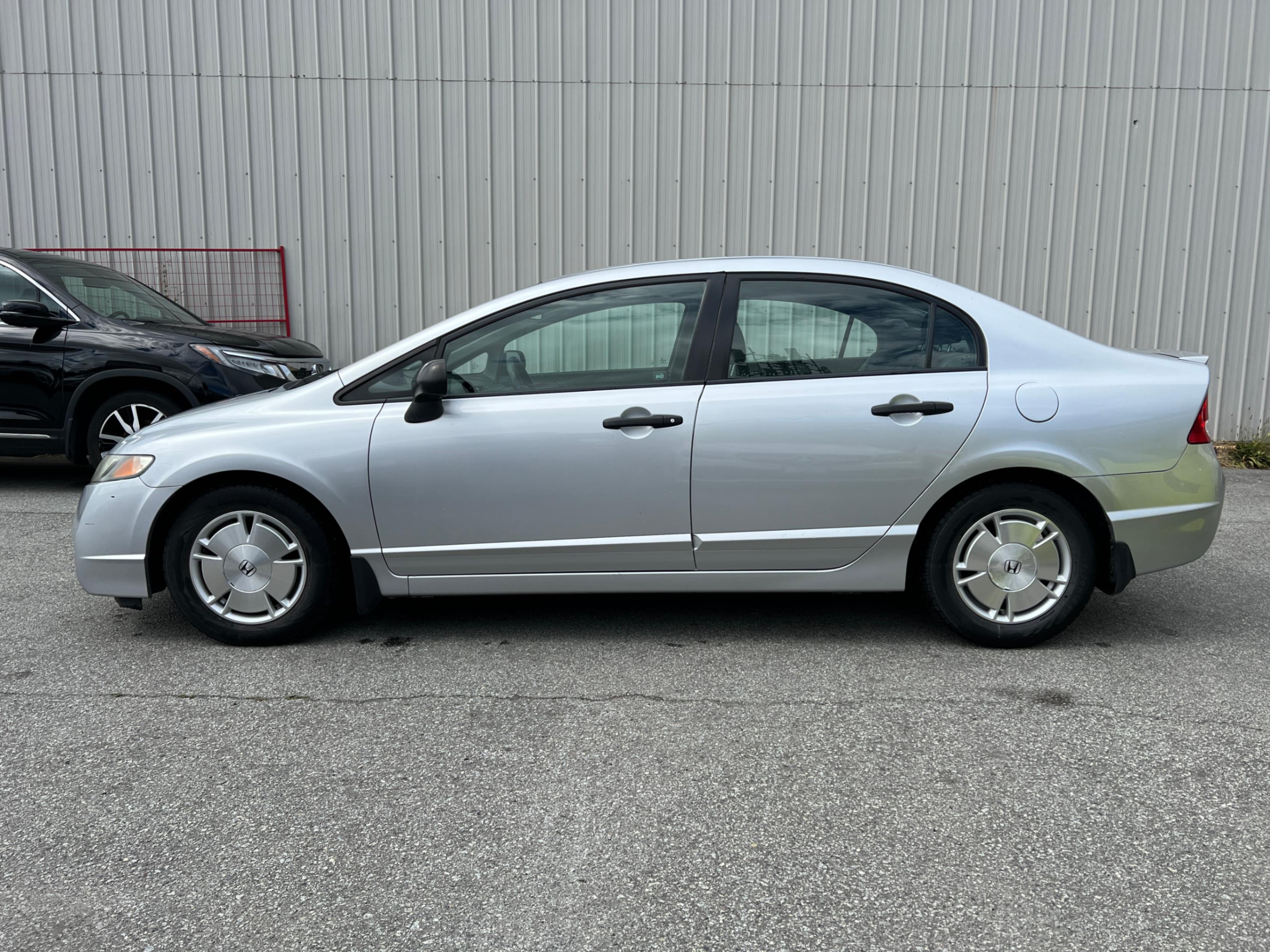 2009 Honda Civic 4dr Auto. BC LOCAL VEHICLE. FULL SERVICE RECORD., Vancouver, Cash