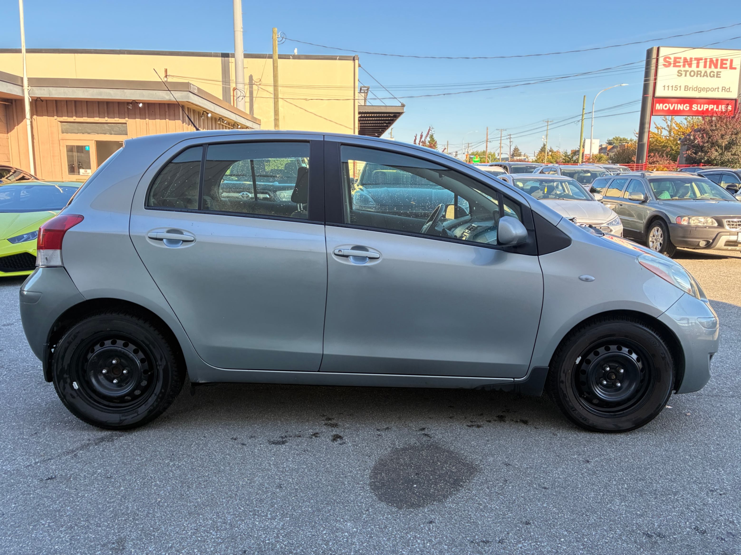2009 Toyota Yaris 5dr HB LE. BC LOCAL VEHICLE., 温哥华, 全款车
