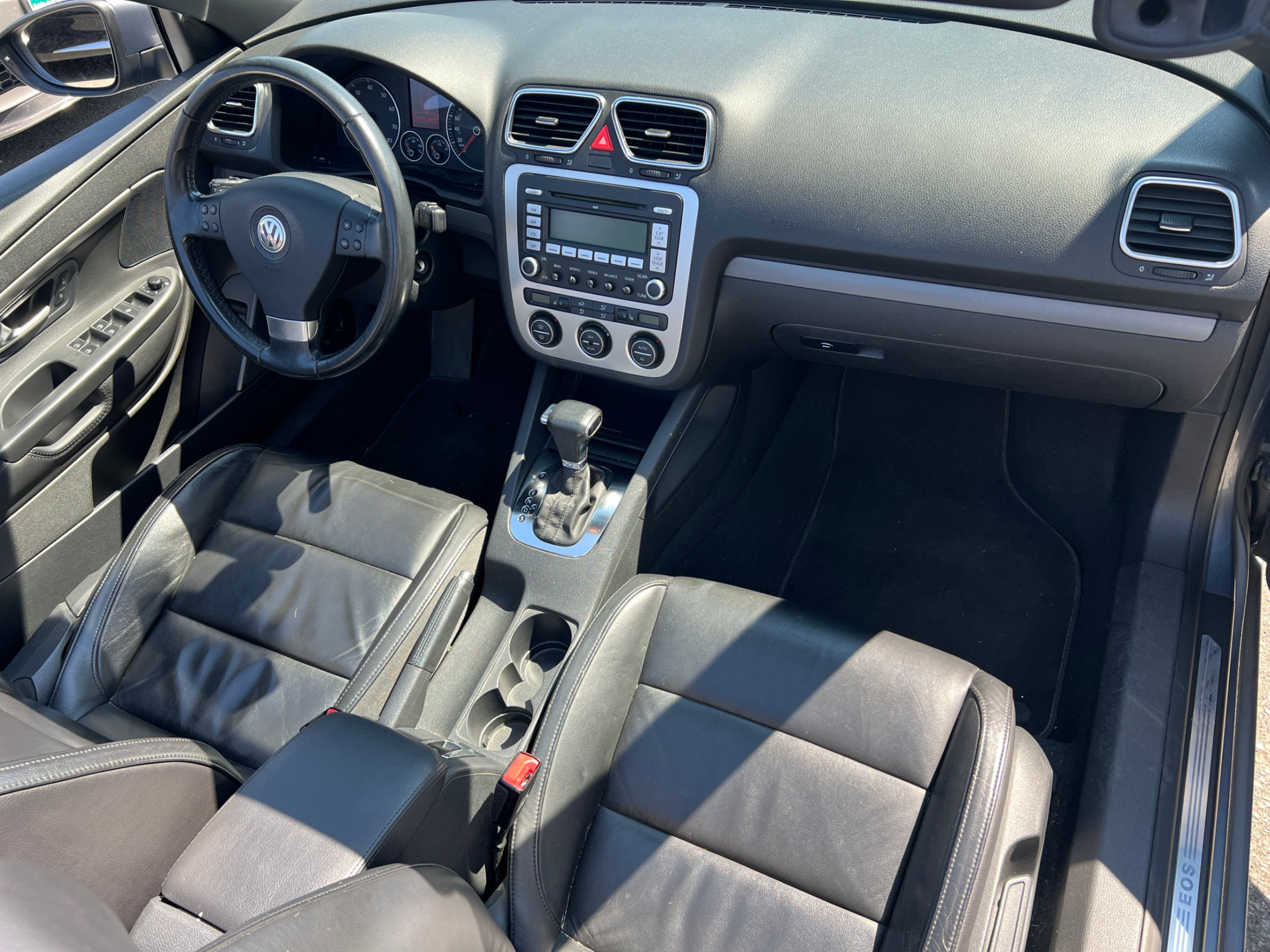 2009 Volkswagen Eos 2dr Conv DSG Comfortline. BC LOCAL VEHICLE., Vancouver, Cash