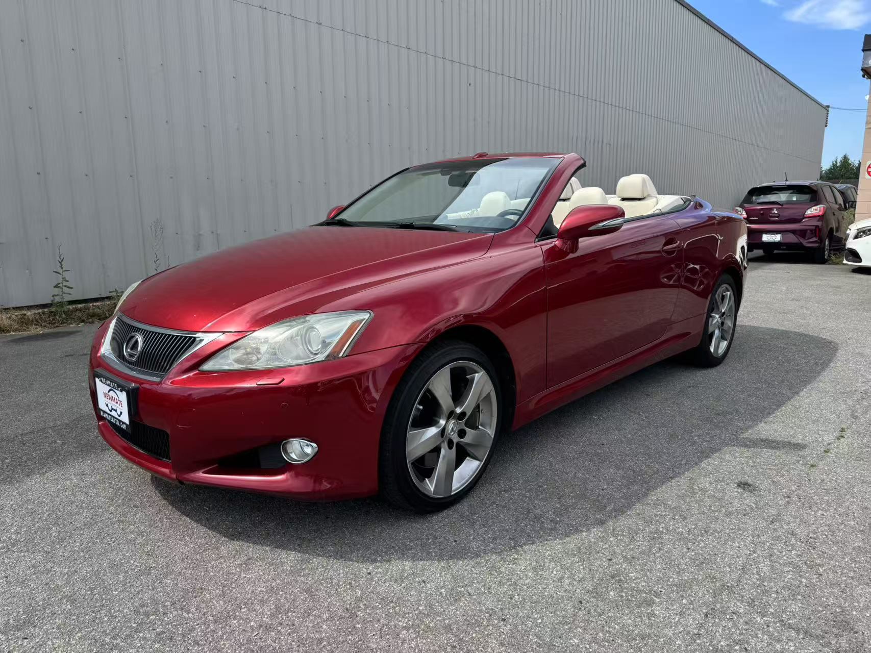 2010 Lexus IS 350C 2dr Convertible. NO ACCIDENTS. FULL SERVICE RECORD., 温哥华, 全款车