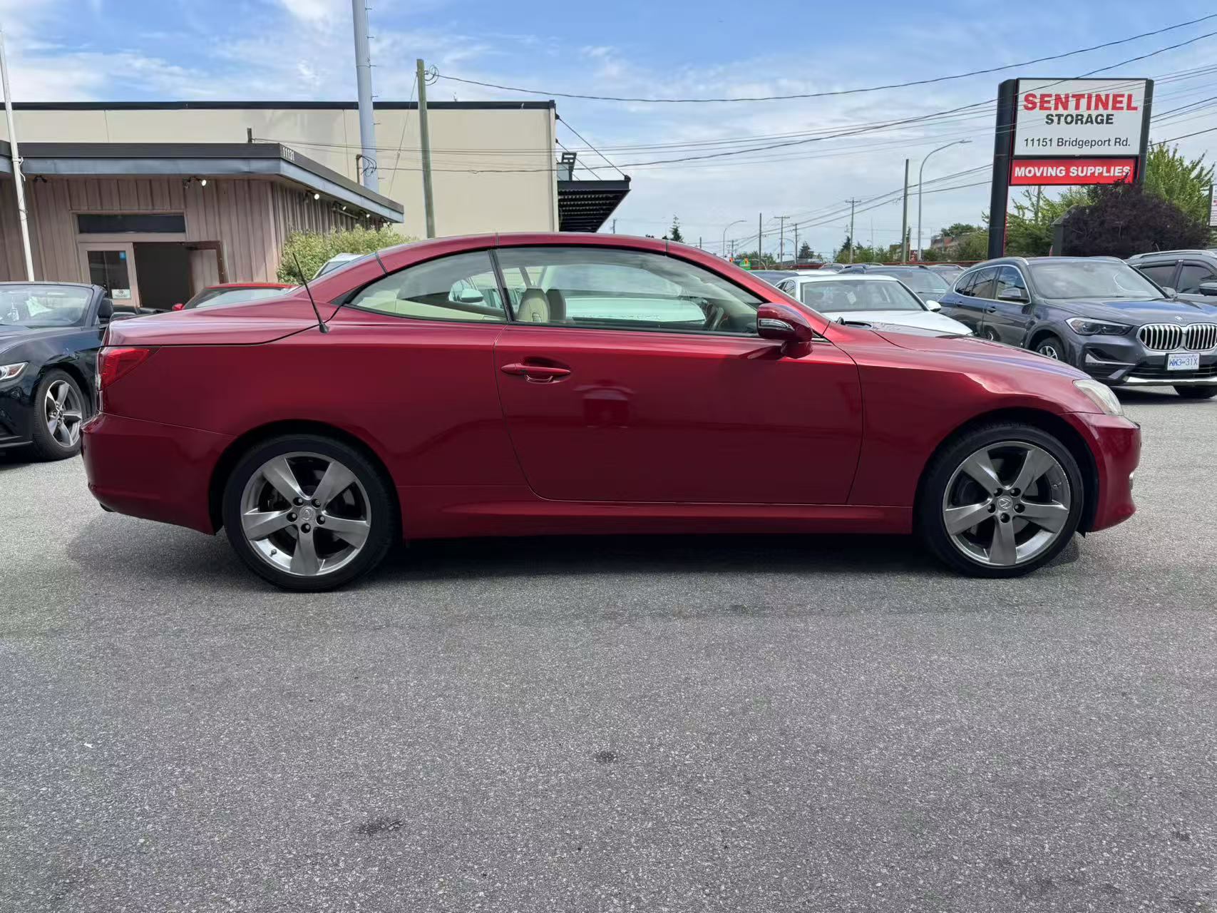 2010 Lexus IS 350C 2dr Convertible. NO ACCIDENTS. FULL SERVICE RECORD., 温哥华, 全款车