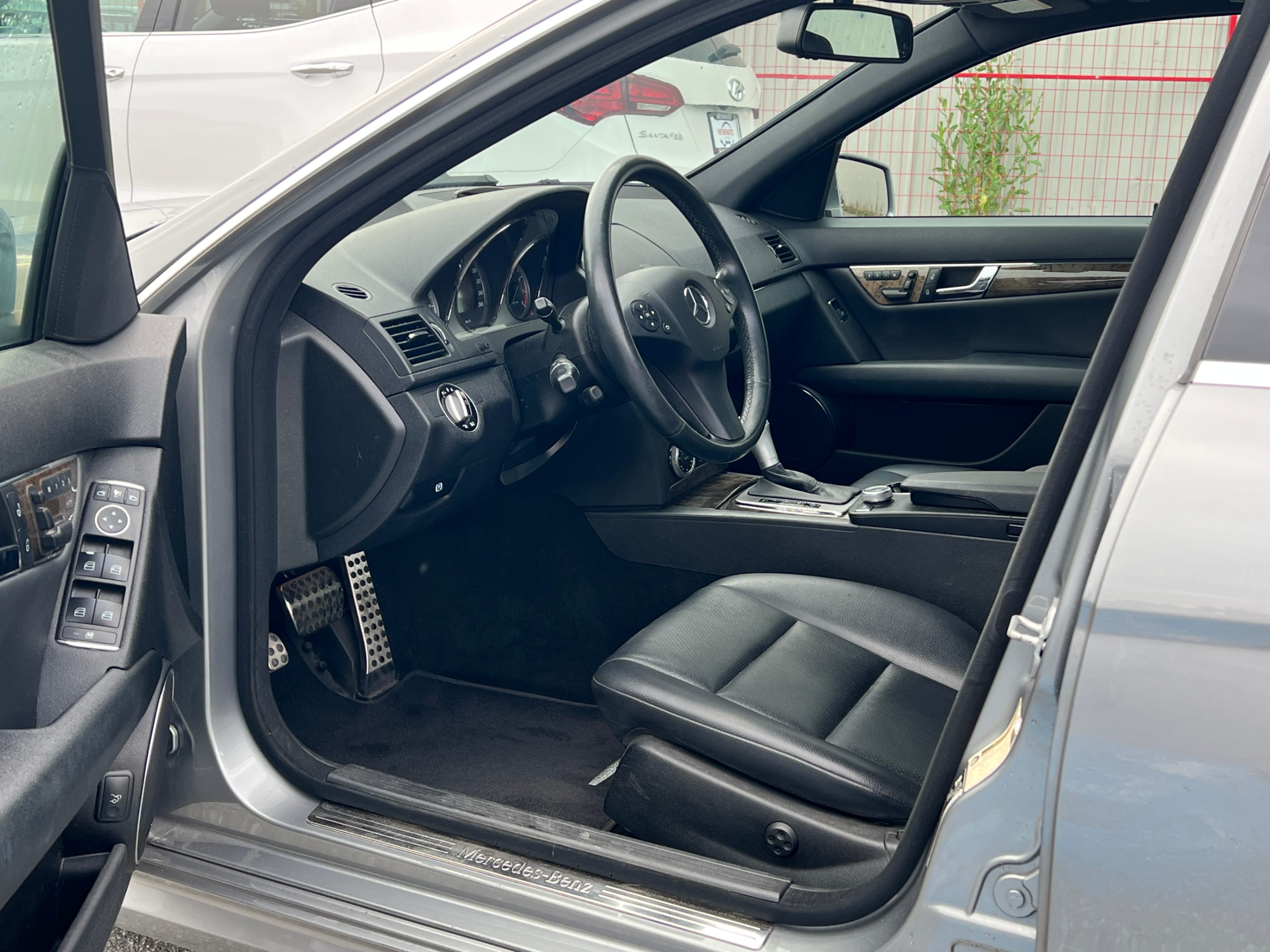 2010 Mercedes-Benz C-Class 4dr Sdn C 300 4MATIC. NO ACCIDENTS. BC LOCAL VEHICLE., 温哥华, 全款车