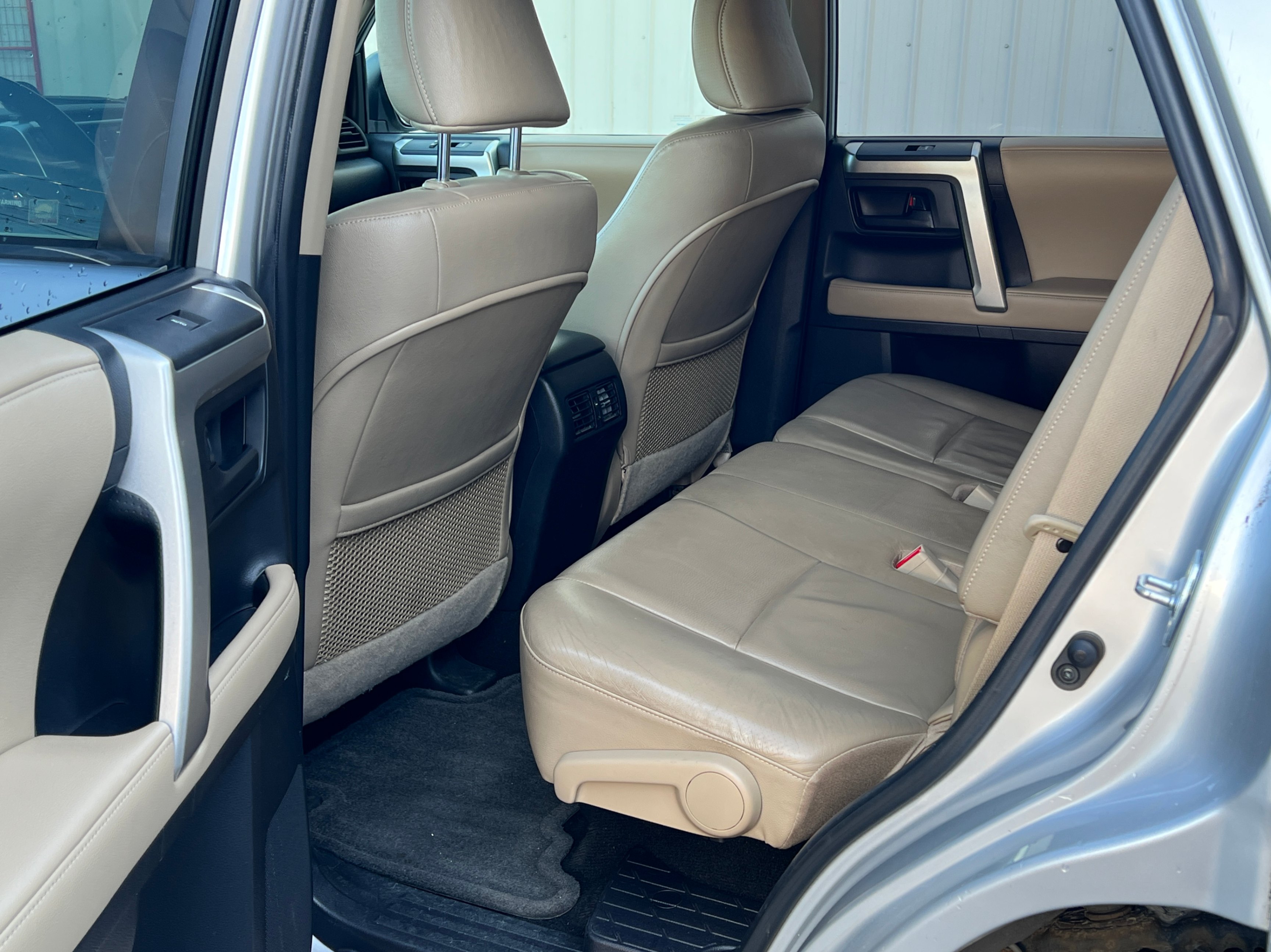 2010 Toyota 4Runner 4WD 4dr V6 SR5, Vancouver, Cash