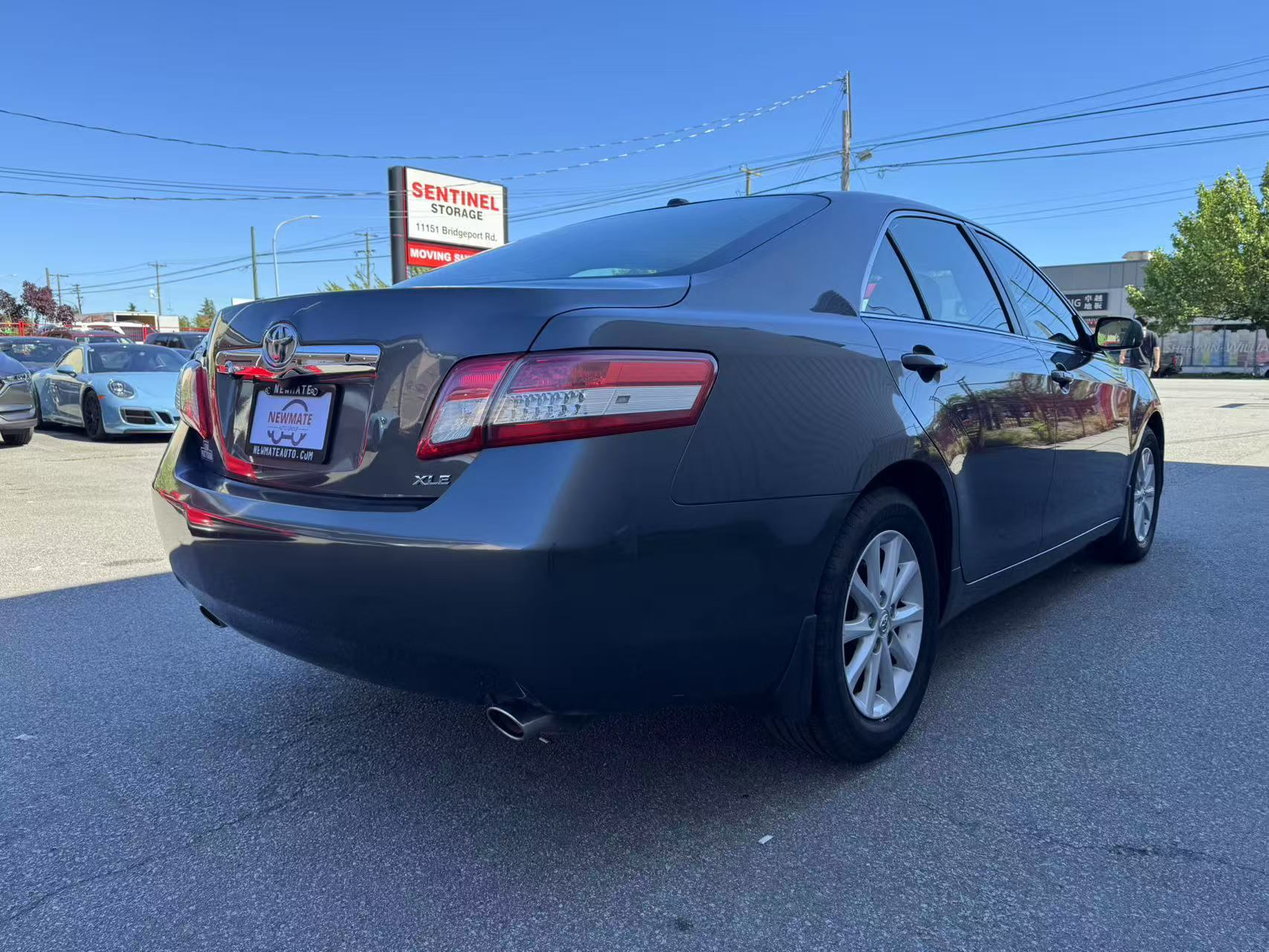 2010 Toyota Camry XLE. ONE OWNER. LOW MILEAGE. *BACK UP CAMERA, Vancouver, Cash
