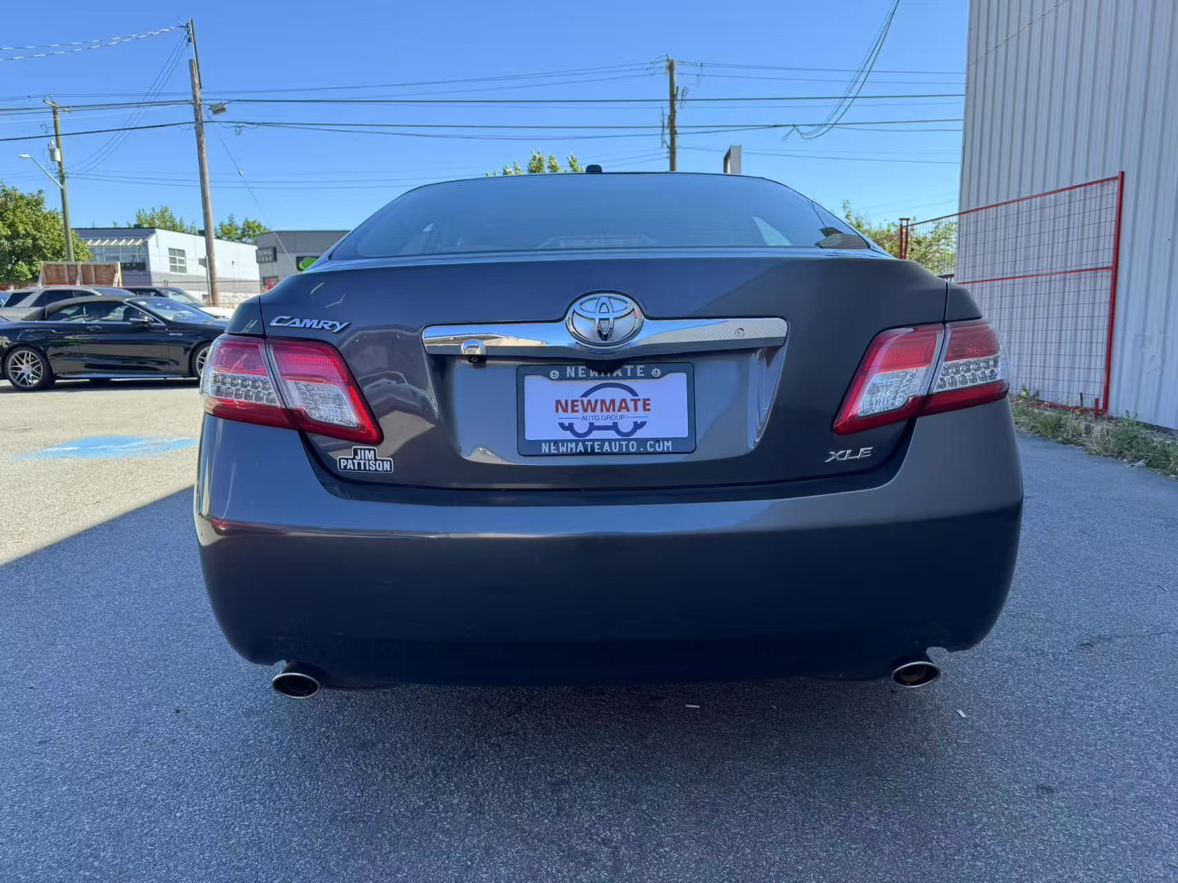 2010 Toyota Camry XLE. ONE OWNER. LOW MILEAGE. *BACK UP CAMERA, Vancouver, Cash