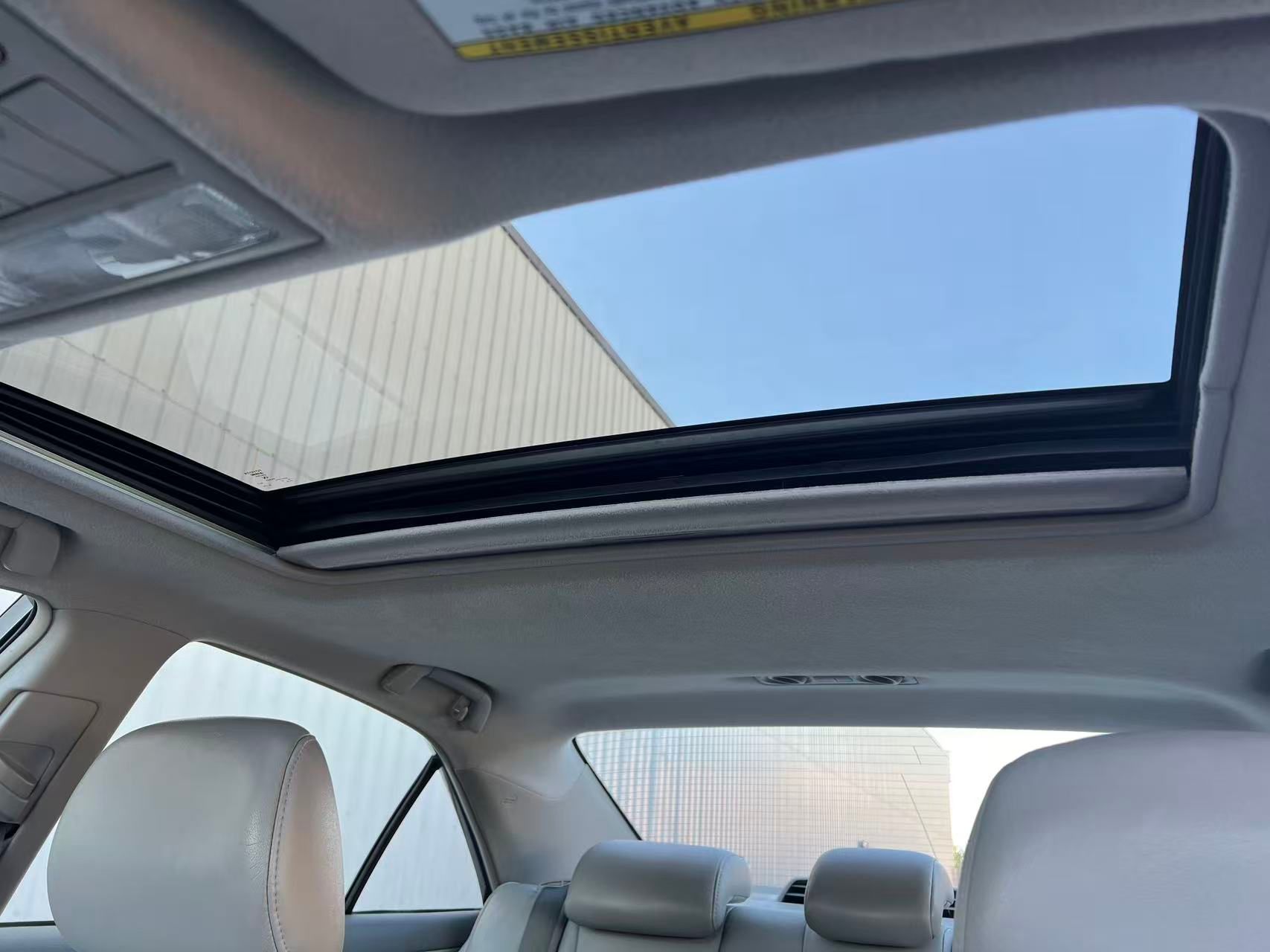 2010 Toyota Camry Hybrid 4dr Sdn, Vancouver, Cash