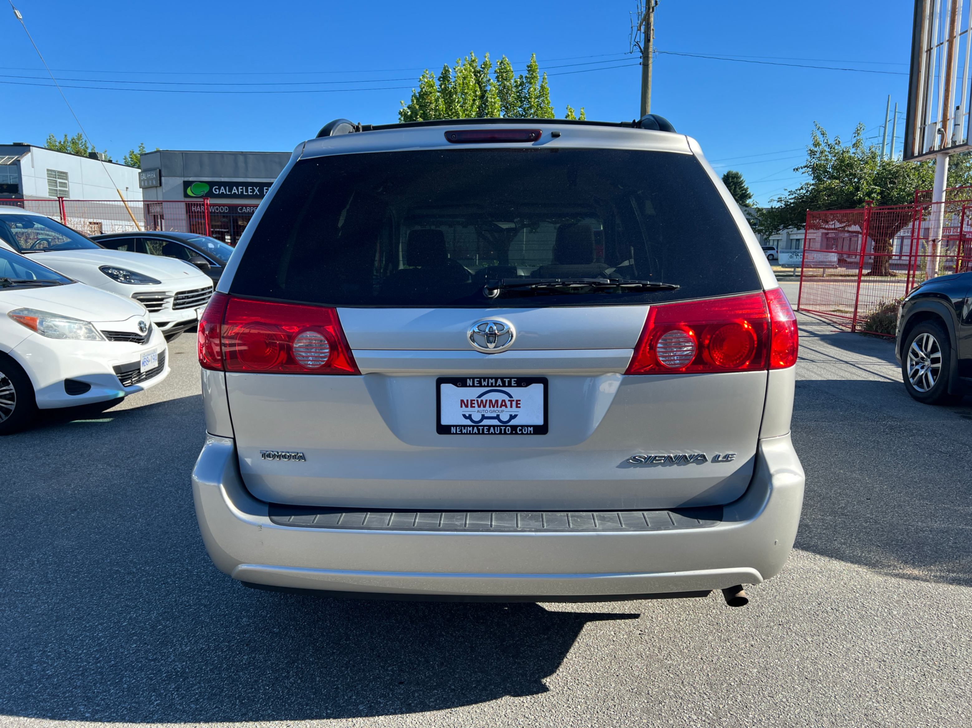2010 Toyota Sienna 5dr CE 7-Pass FWD, Vancouver, Cash